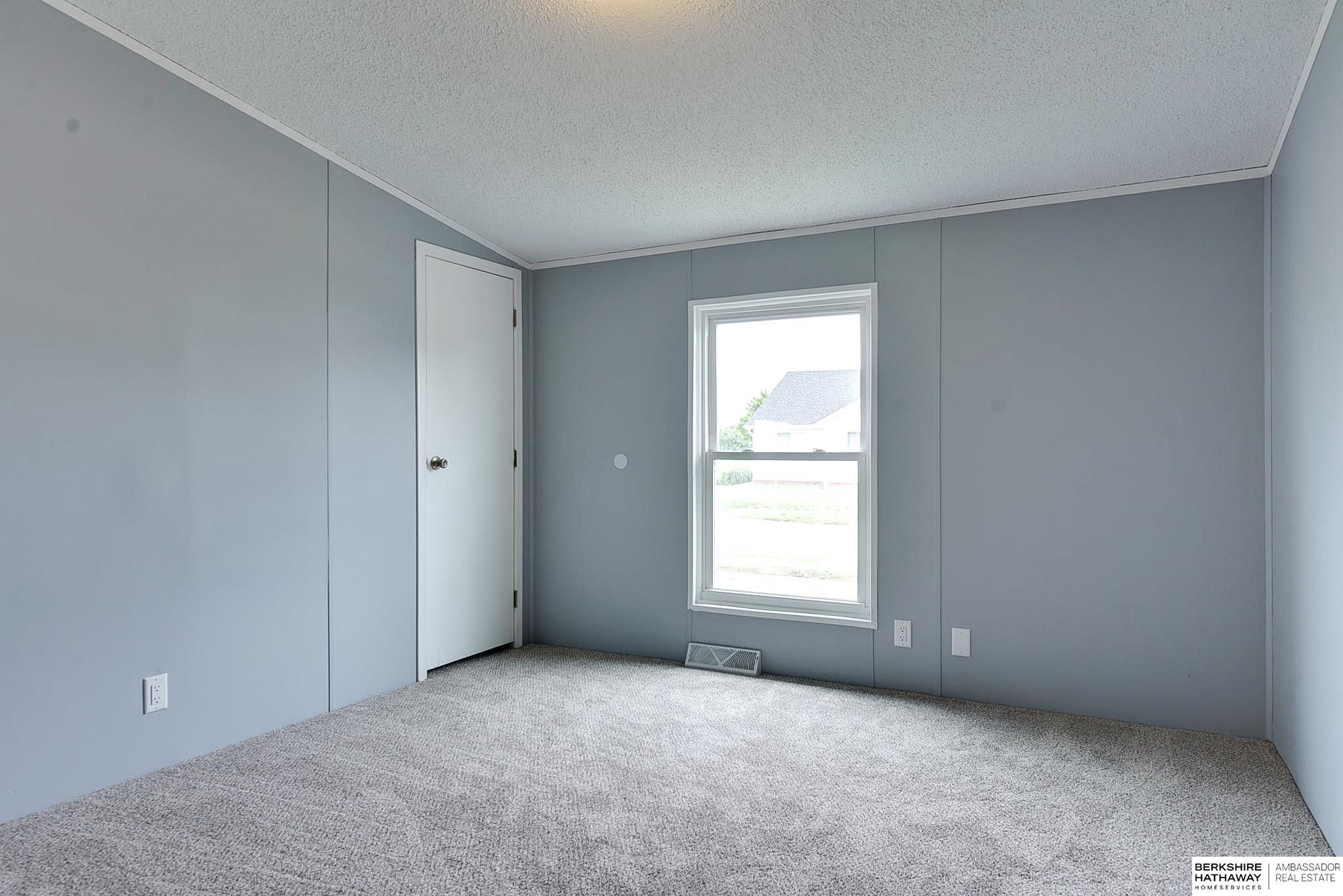 7530 N 285th Circle, Valley, Nebraska image 14