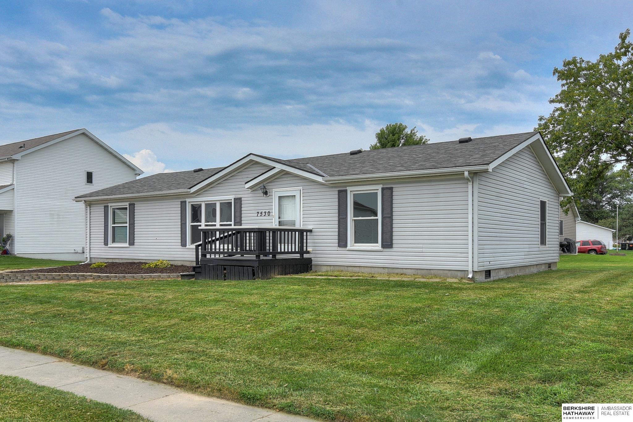 7530 N 285th Circle, Valley, Nebraska image 3