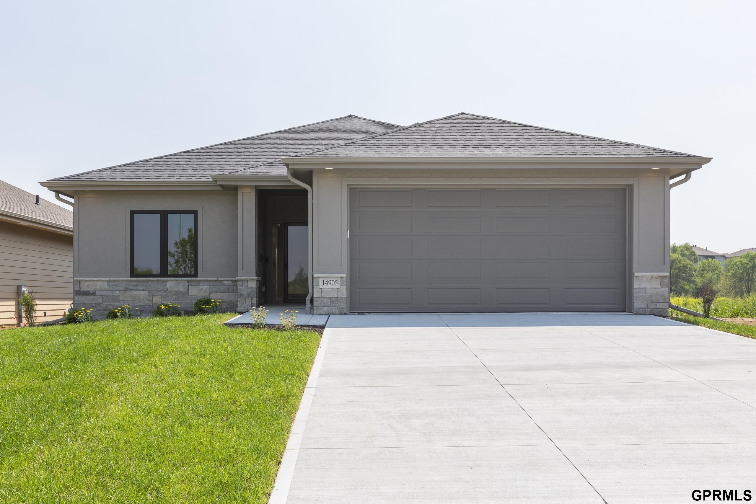 2110 N 182 Avenue, Elkhorn, Nebraska image 2