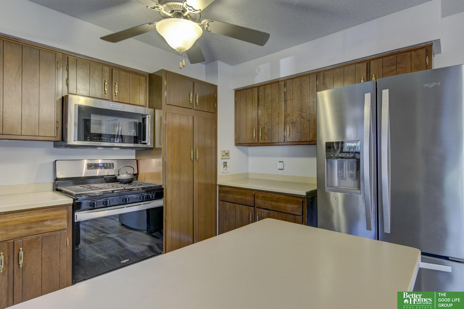 2306 Benson Gardens Boulevard, Omaha, Nebraska image 11