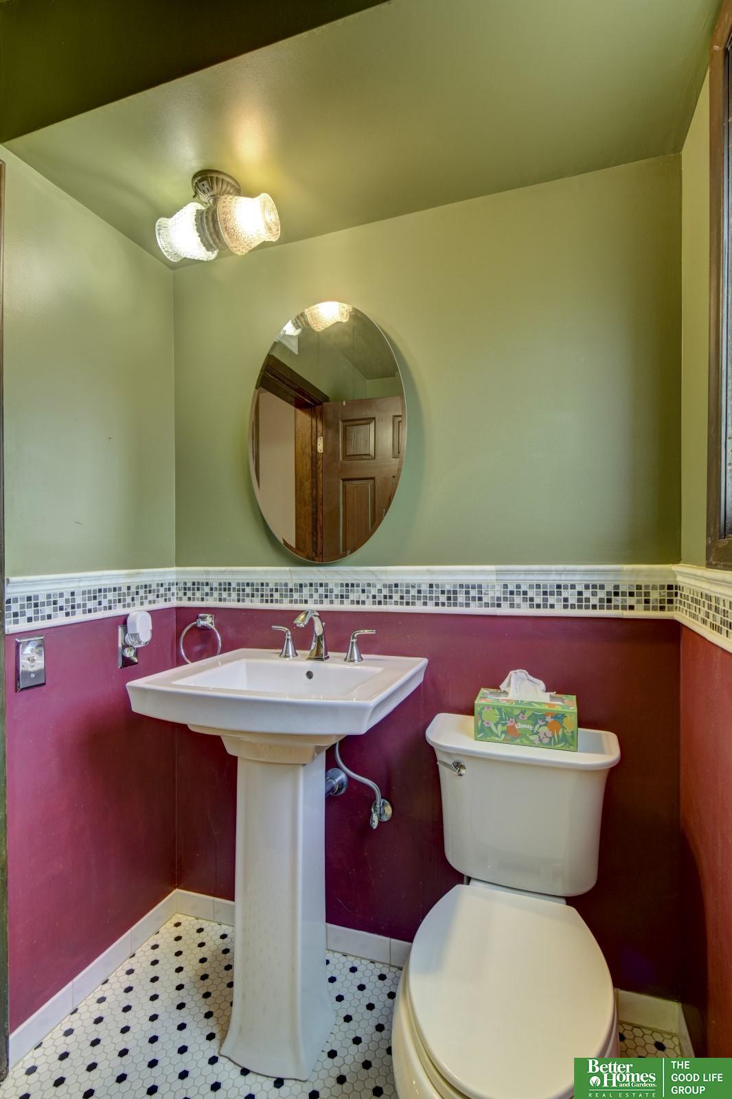 2306 Benson Gardens Boulevard, Omaha, Nebraska image 18