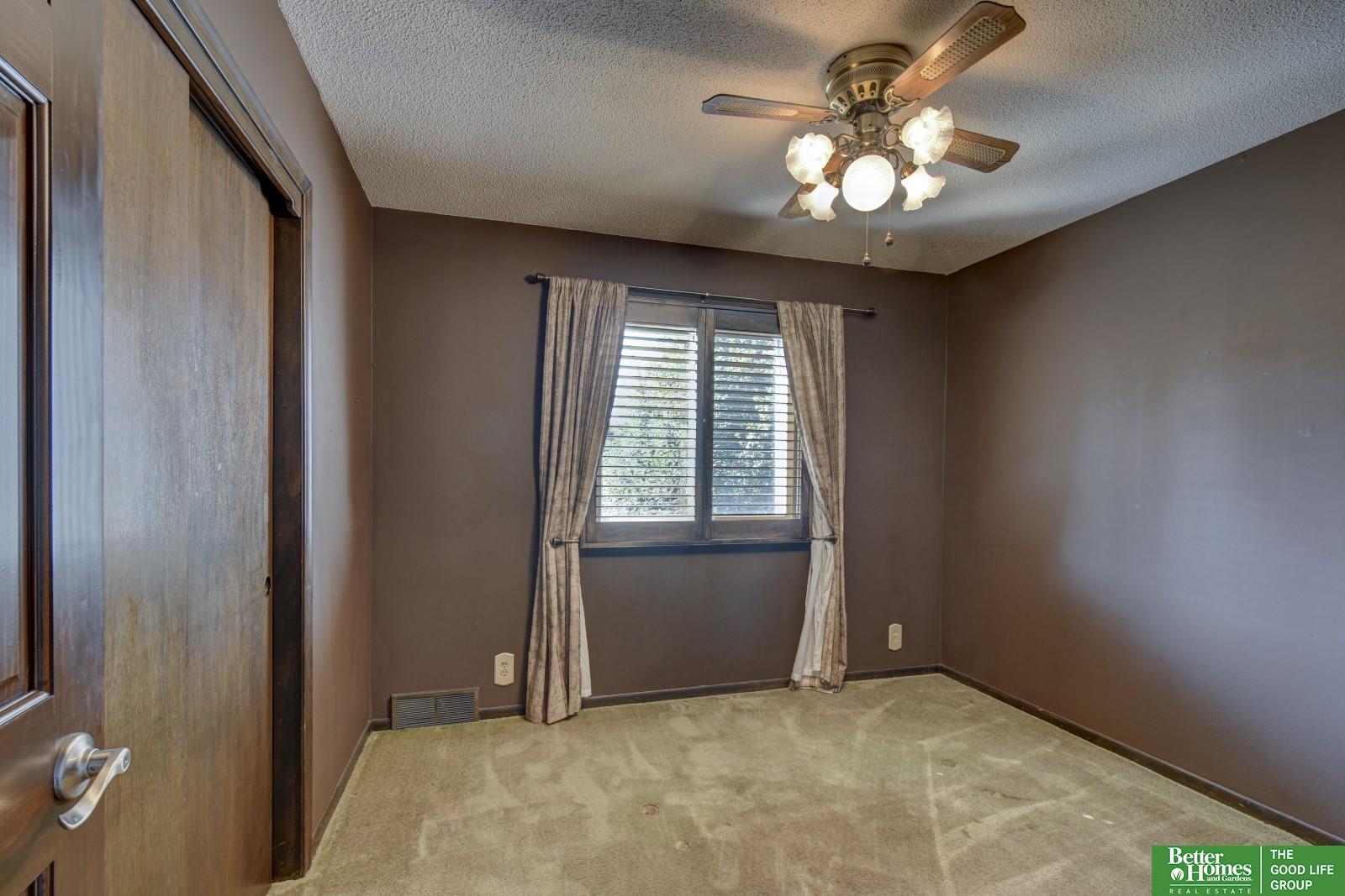 2306 Benson Gardens Boulevard, Omaha, Nebraska image 25