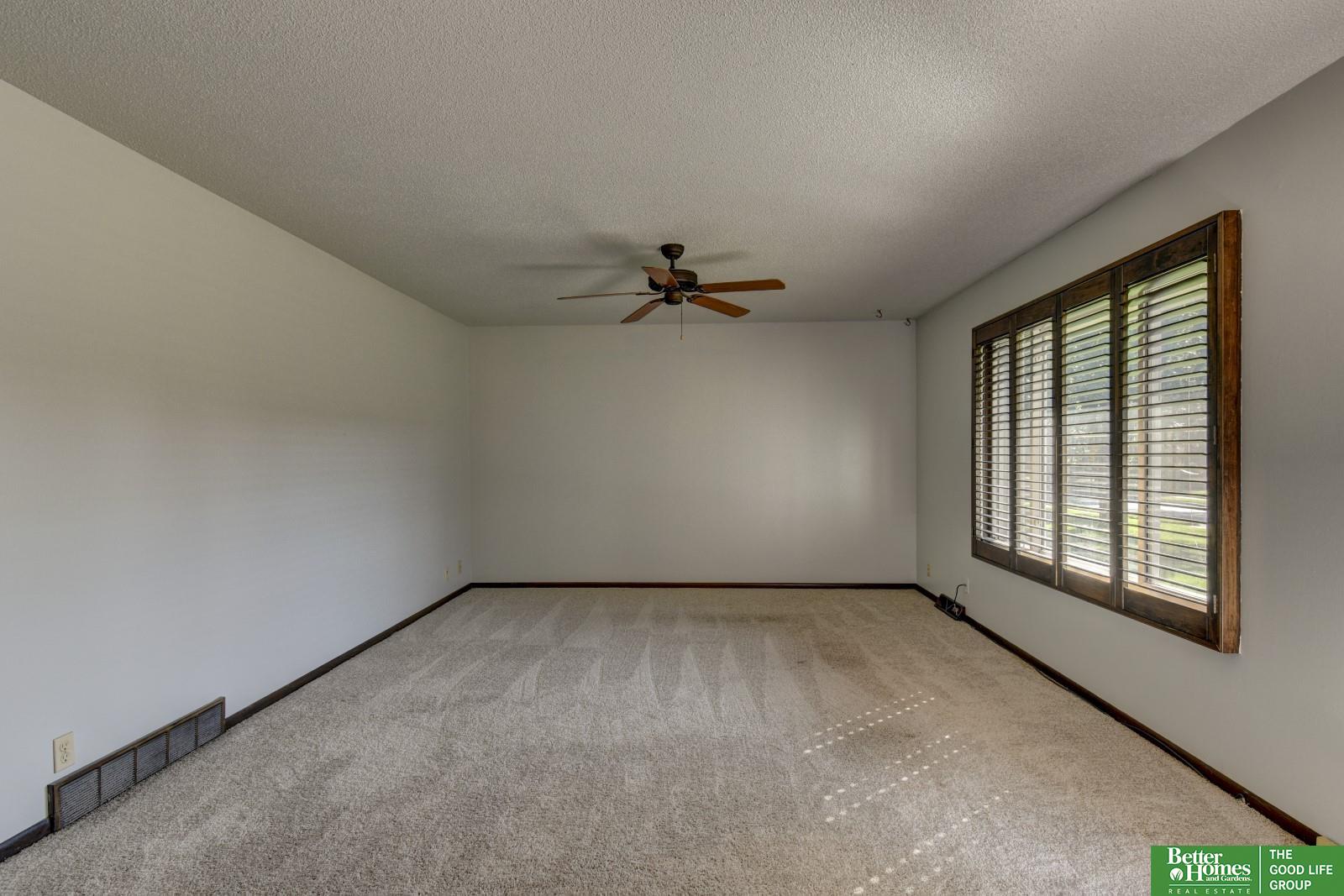 2306 Benson Gardens Boulevard, Omaha, Nebraska image 4