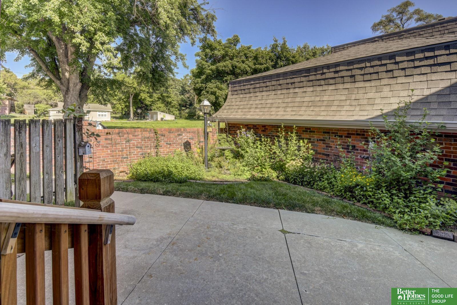 2306 Benson Gardens Boulevard, Omaha, Nebraska image 31