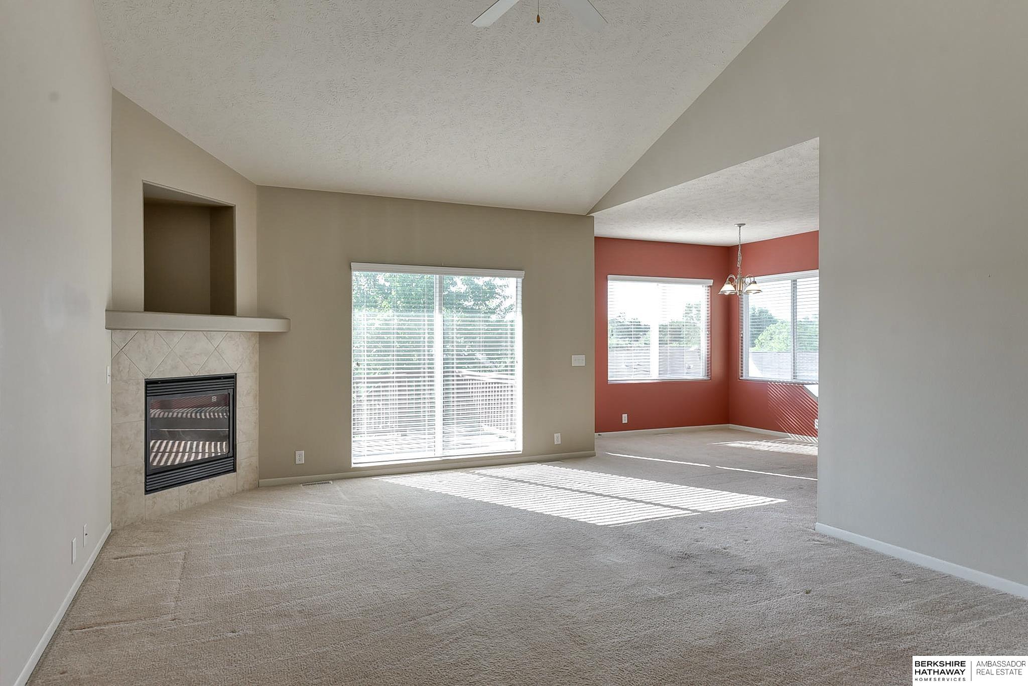 7501 N 77th Avenue, Omaha, Nebraska image 2
