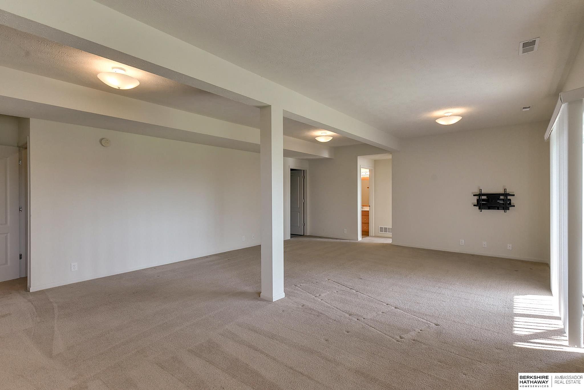 7501 N 77th Avenue, Omaha, Nebraska image 32
