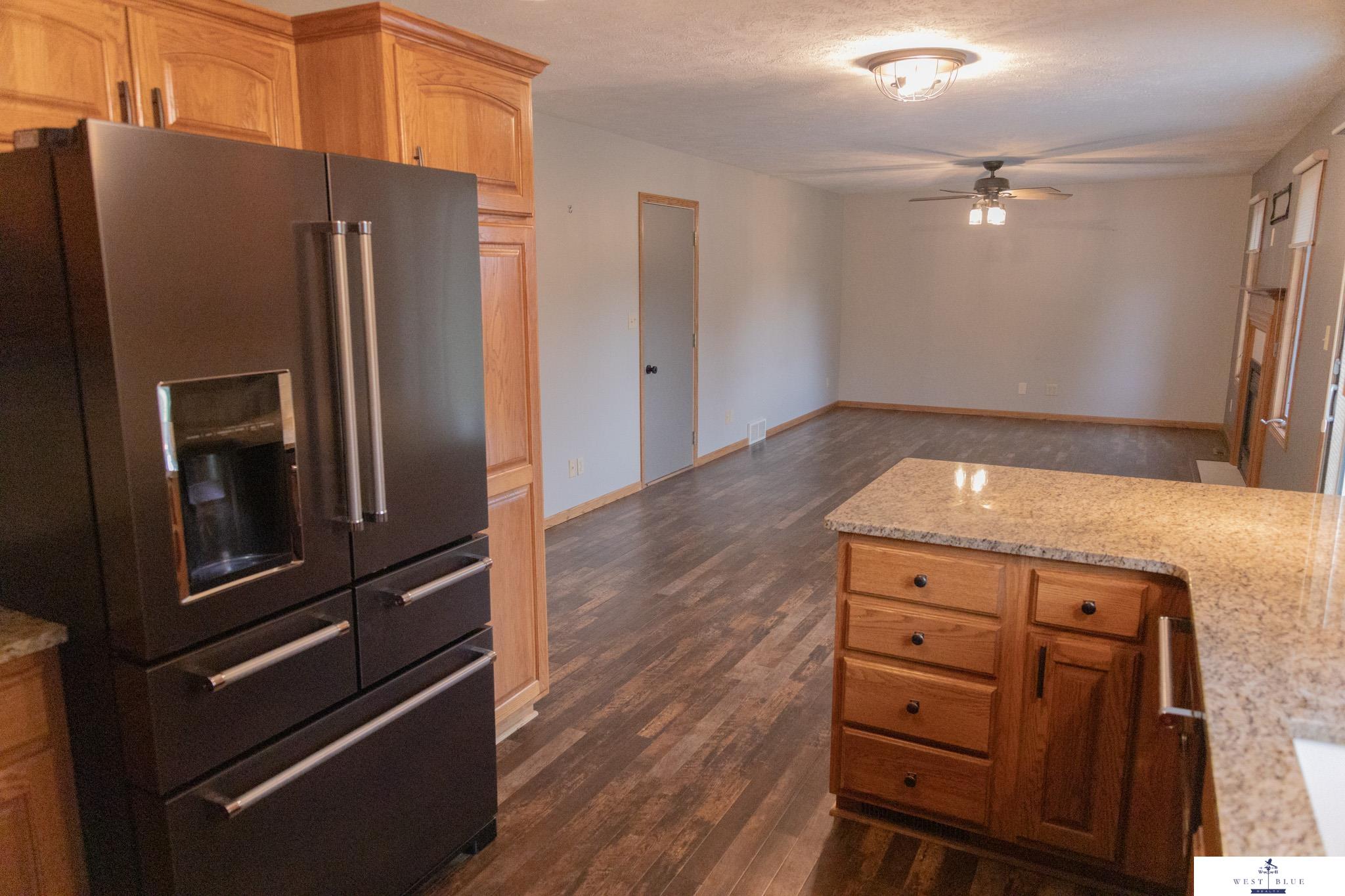 1544 N Michigan Avenue, York, Nebraska image 11