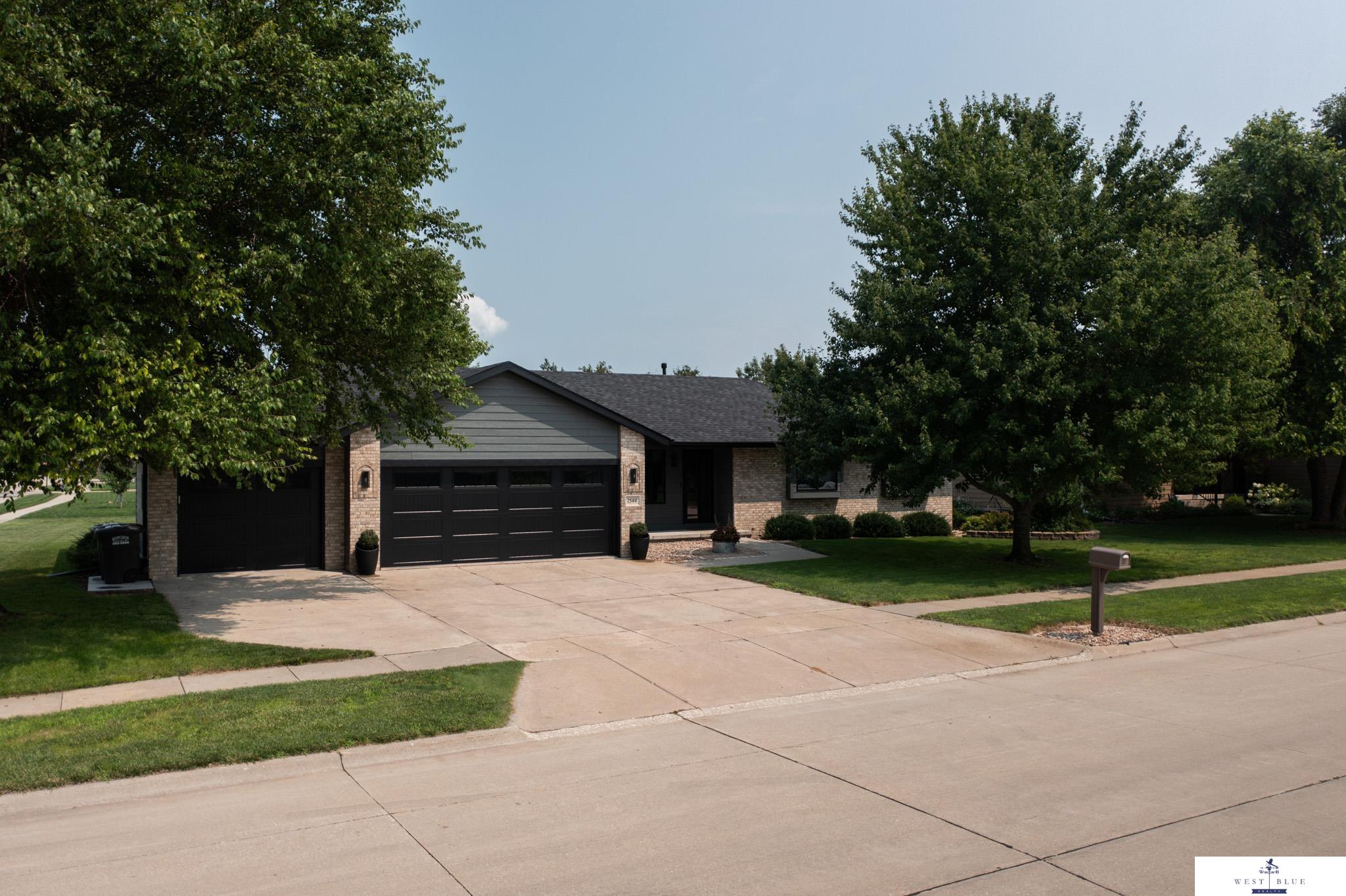 1544 N Michigan Avenue, York, Nebraska image 3