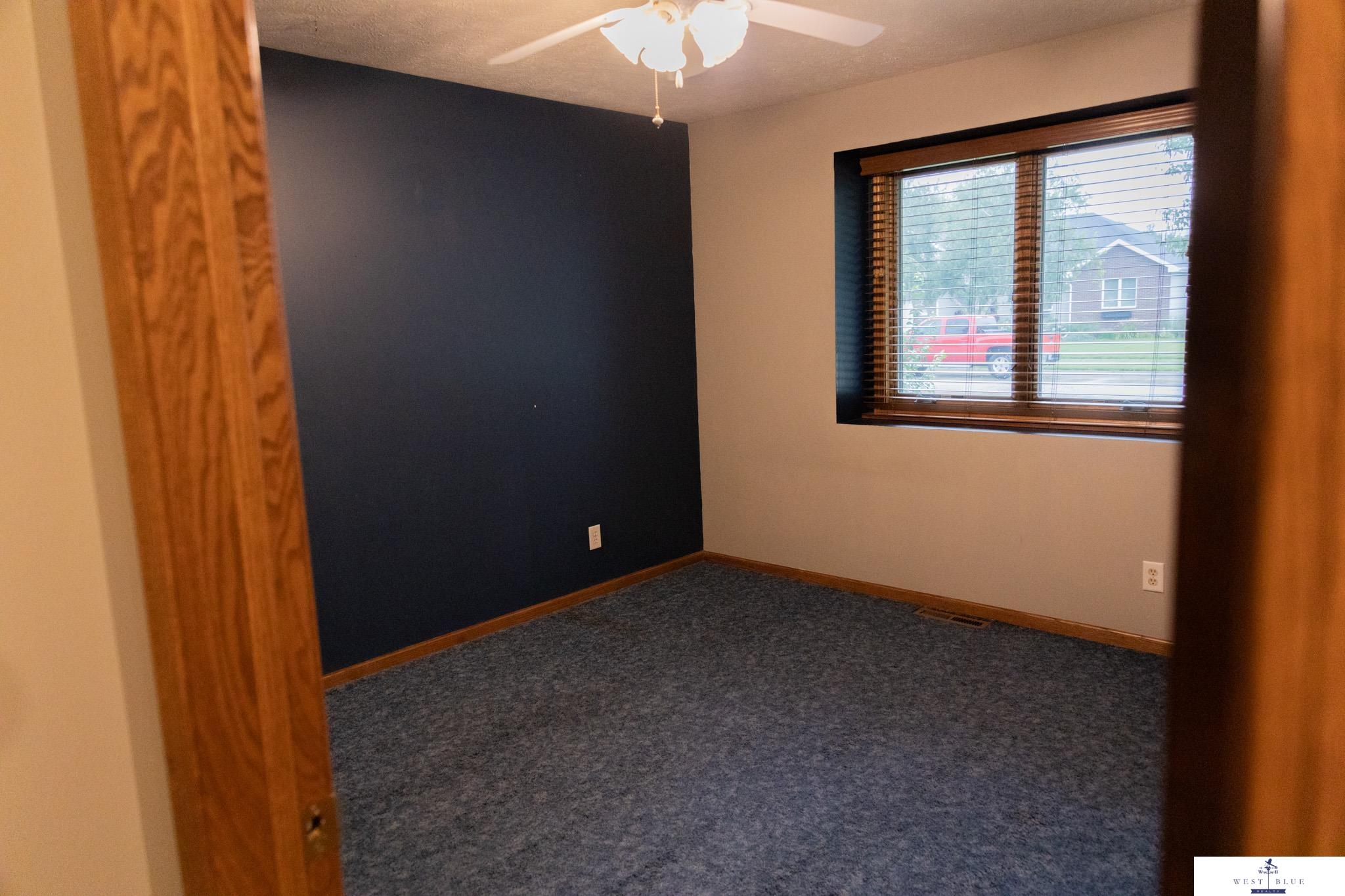 1544 N Michigan Avenue, York, Nebraska image 31