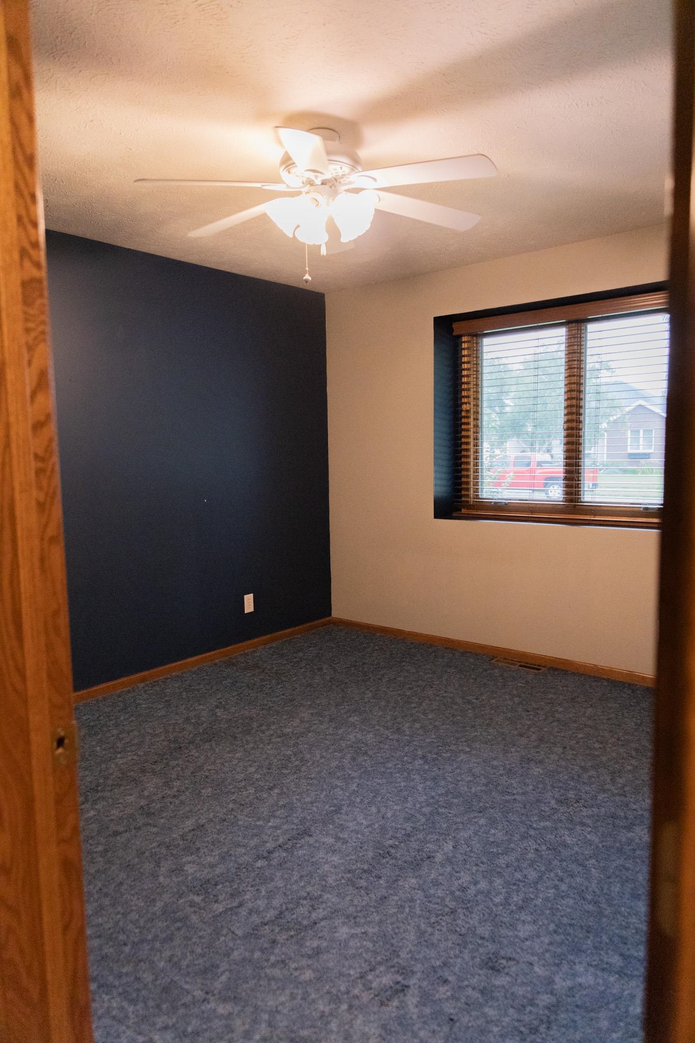 1544 N Michigan Avenue, York, Nebraska image 32