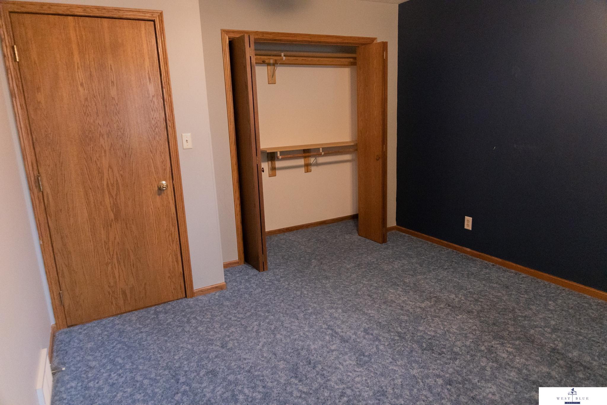 1544 N Michigan Avenue, York, Nebraska image 33