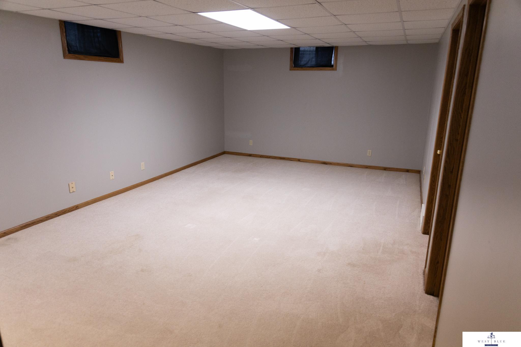 1544 N Michigan Avenue, York, Nebraska image 38