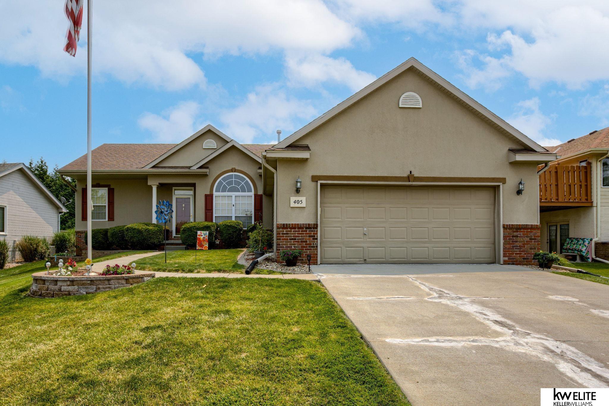 405 Cloverdale Drive, Council Bluffs, Iowa image 1