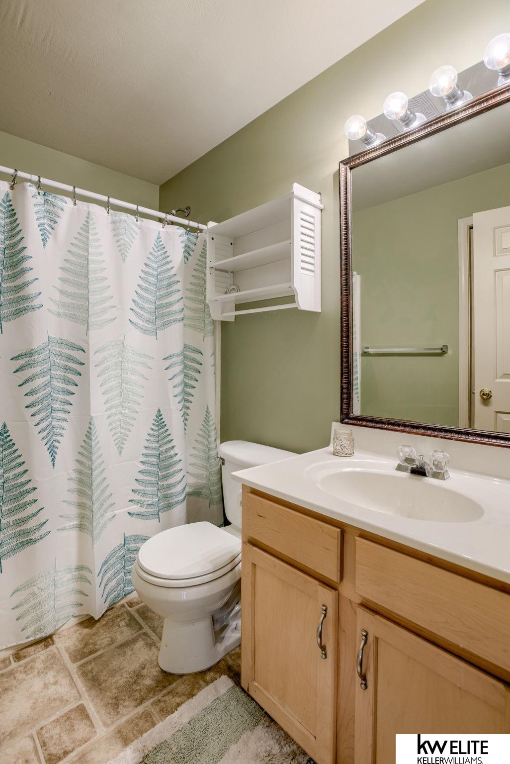 405 Cloverdale Drive, Council Bluffs, Iowa image 15