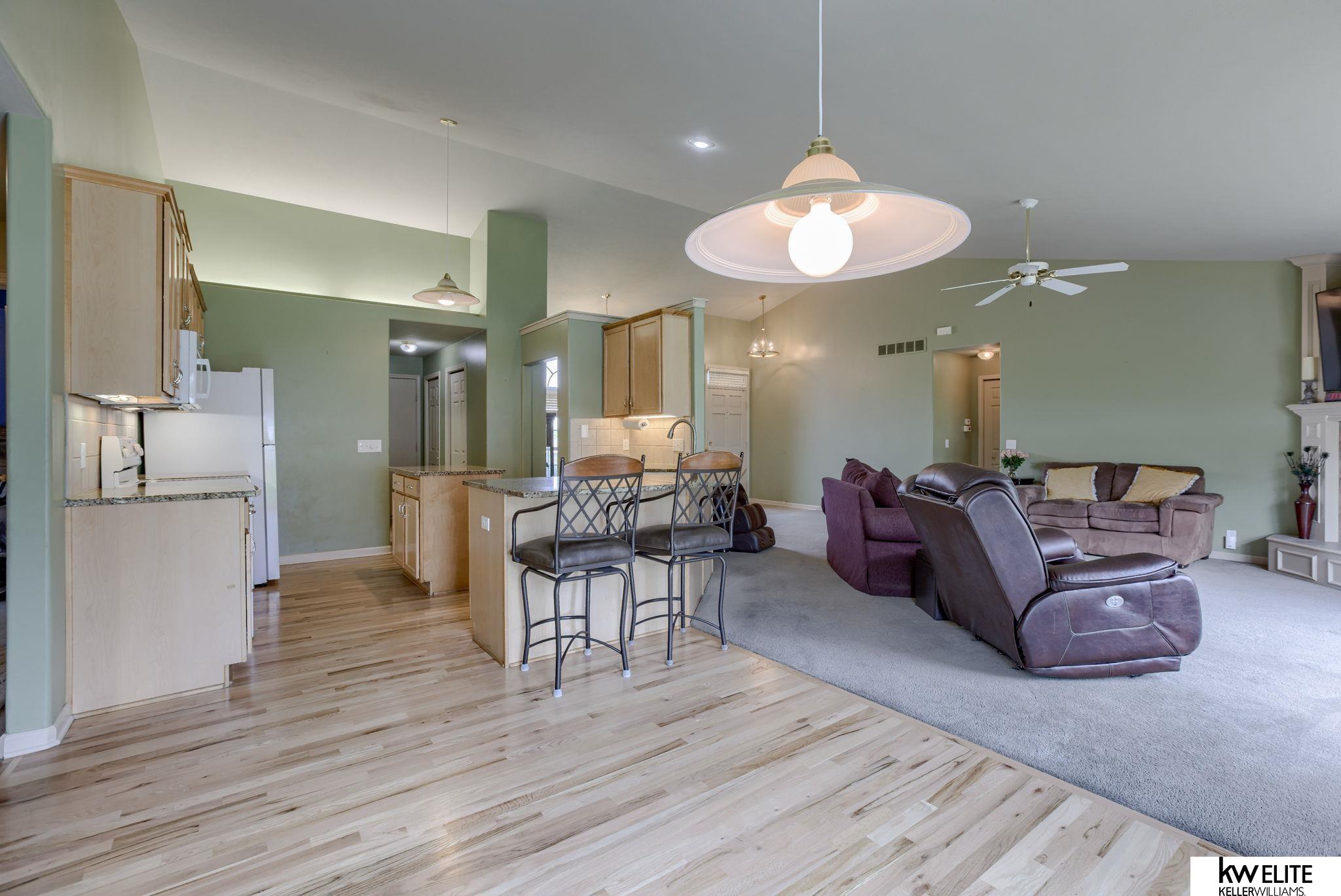 405 Cloverdale Drive, Council Bluffs, Iowa image 6