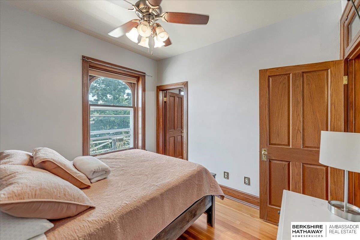 108 S 36th Street, Omaha, Nebraska image 36