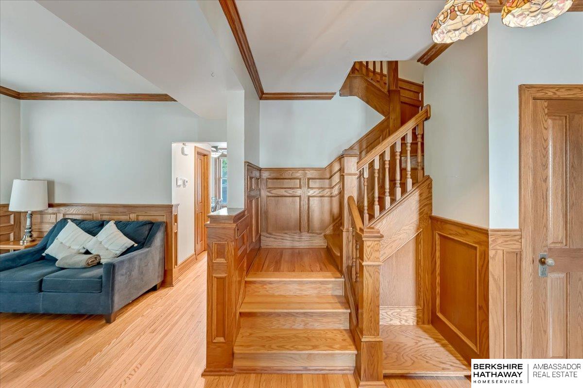 108 S 36th Street, Omaha, Nebraska image 9