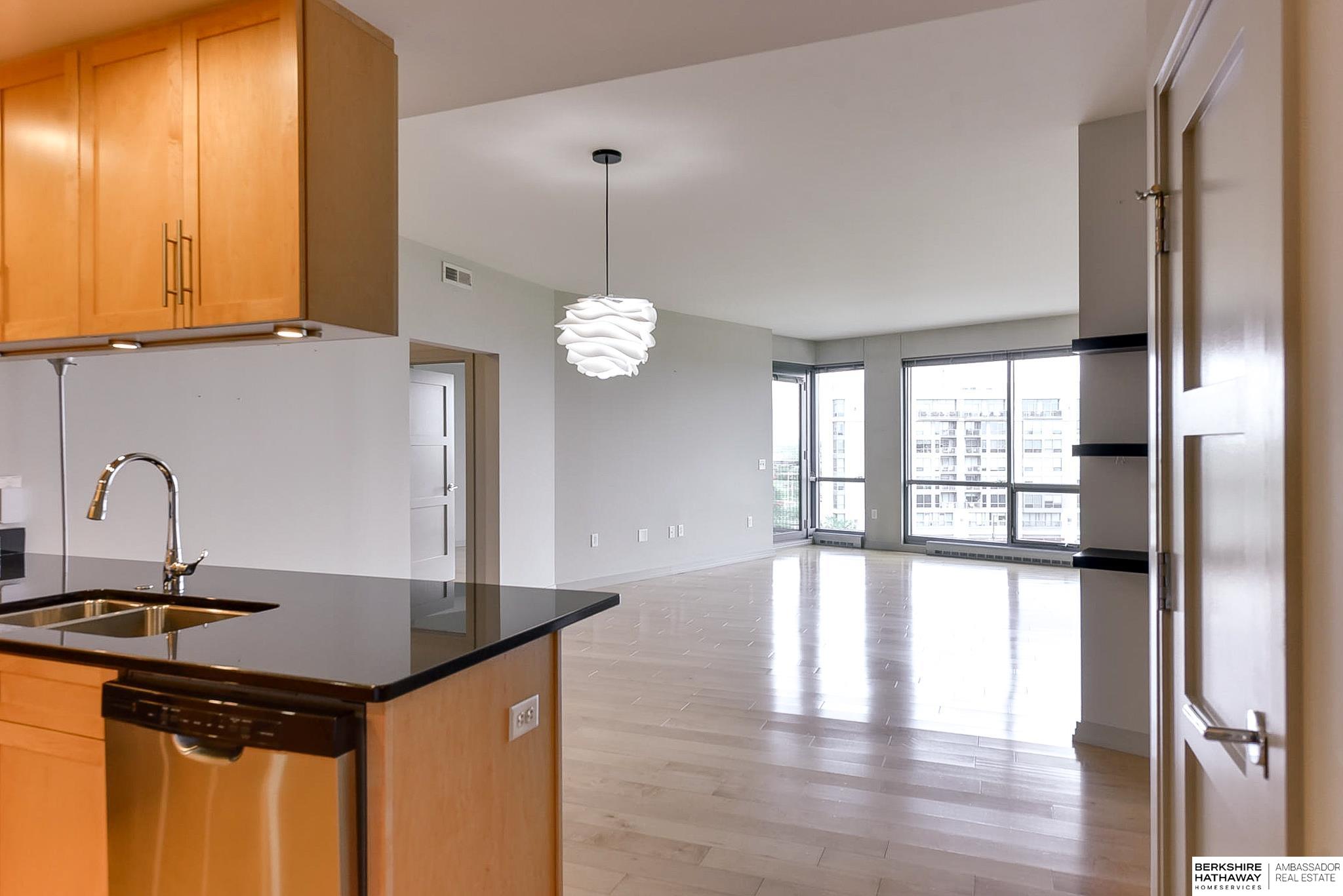220 S 31st Avenue #3602, Omaha, Nebraska image 13