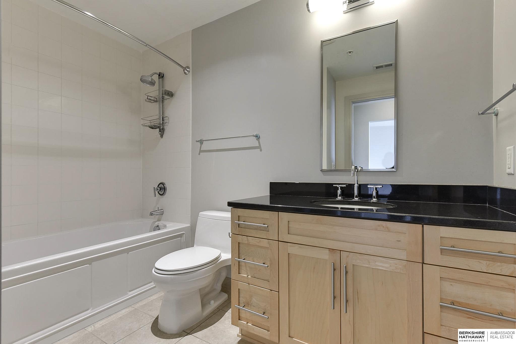 220 S 31st Avenue #3602, Omaha, Nebraska image 29