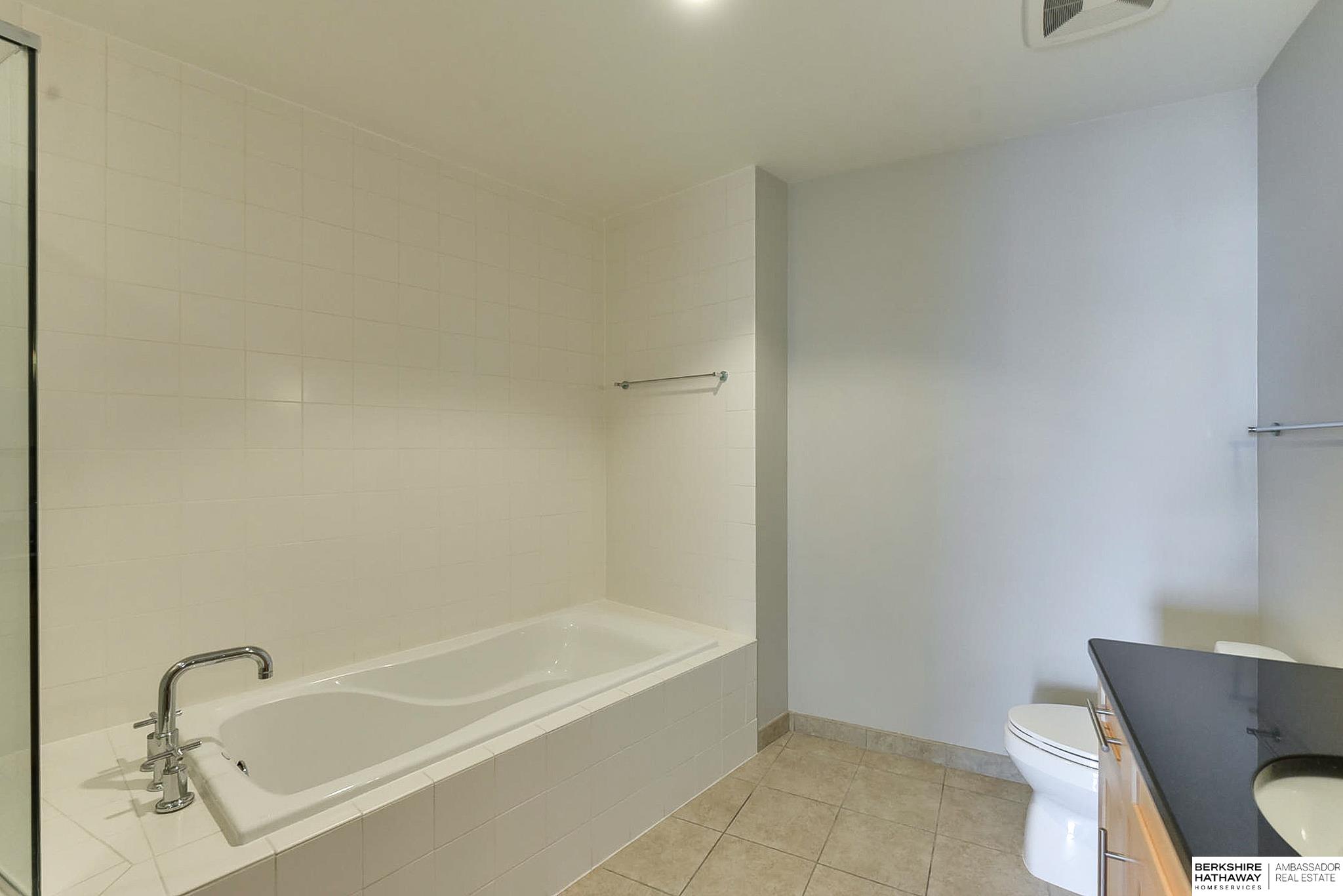 220 S 31st Avenue #3602, Omaha, Nebraska image 41