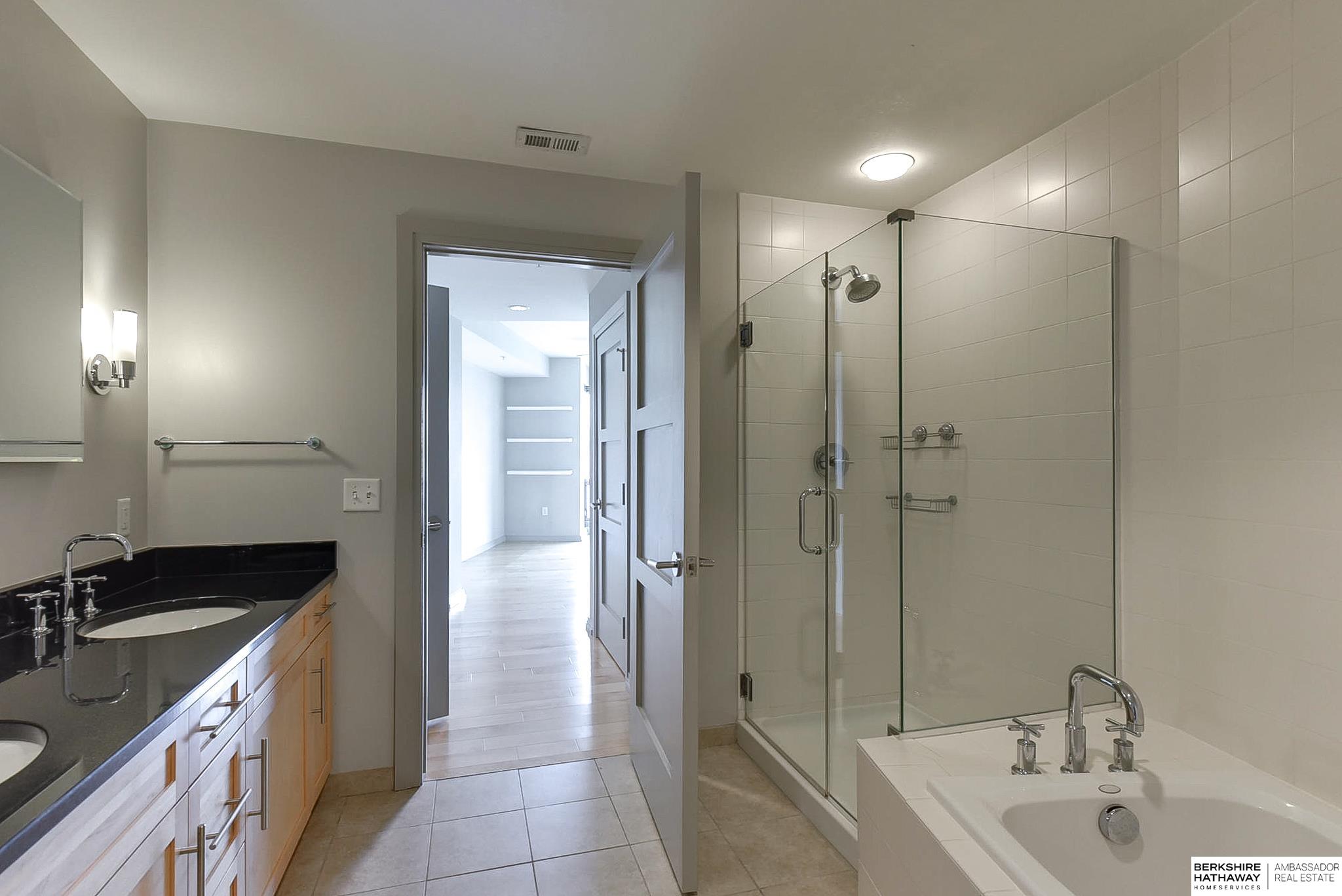 220 S 31st Avenue #3602, Omaha, Nebraska image 42