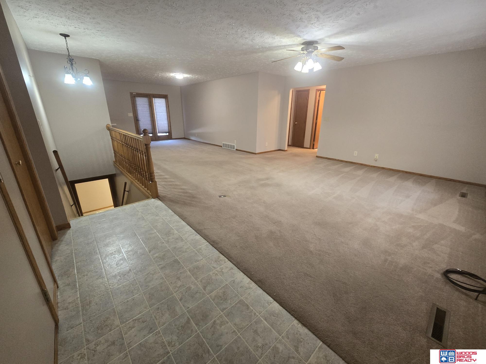 1202 Crestview, Beatrice, Nebraska image 3