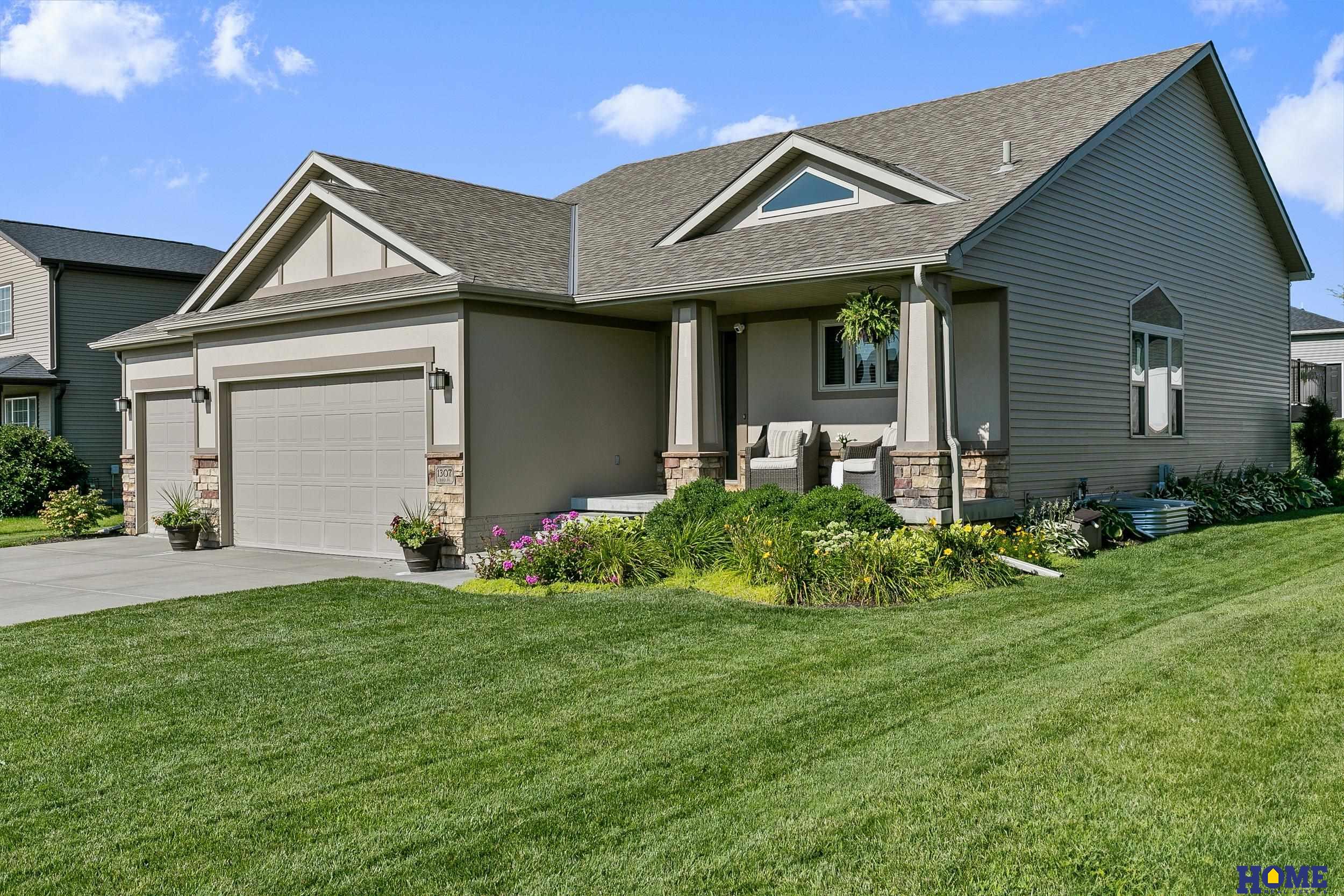 1307 Ridge Road, Hickman, Nebraska image 2