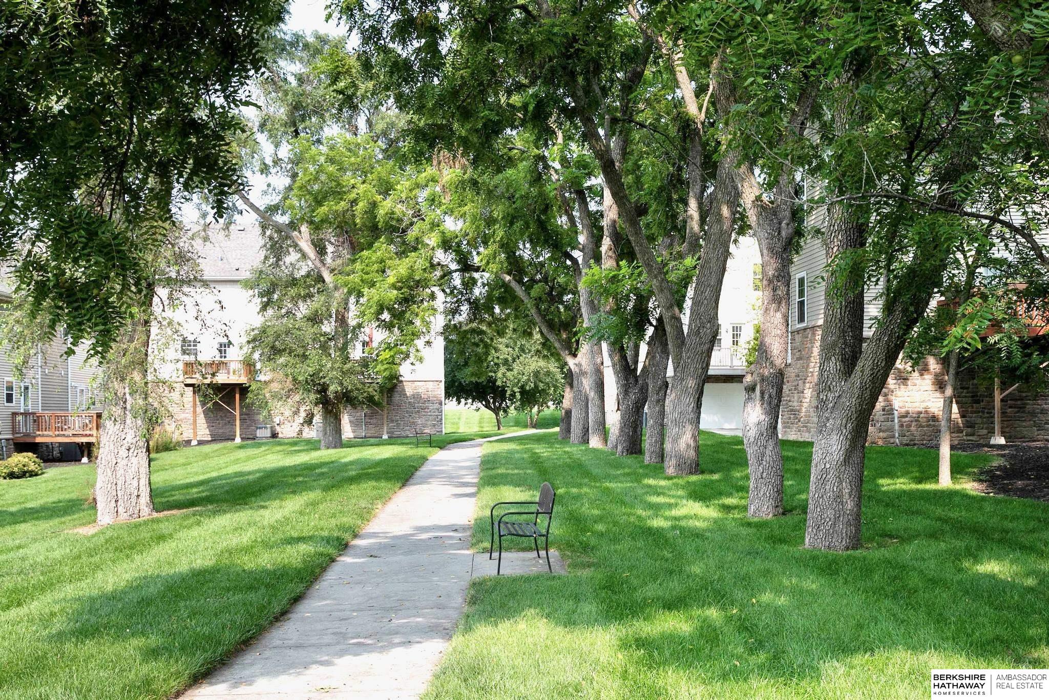 16756 Laurel Plaza, Omaha, Nebraska image 25