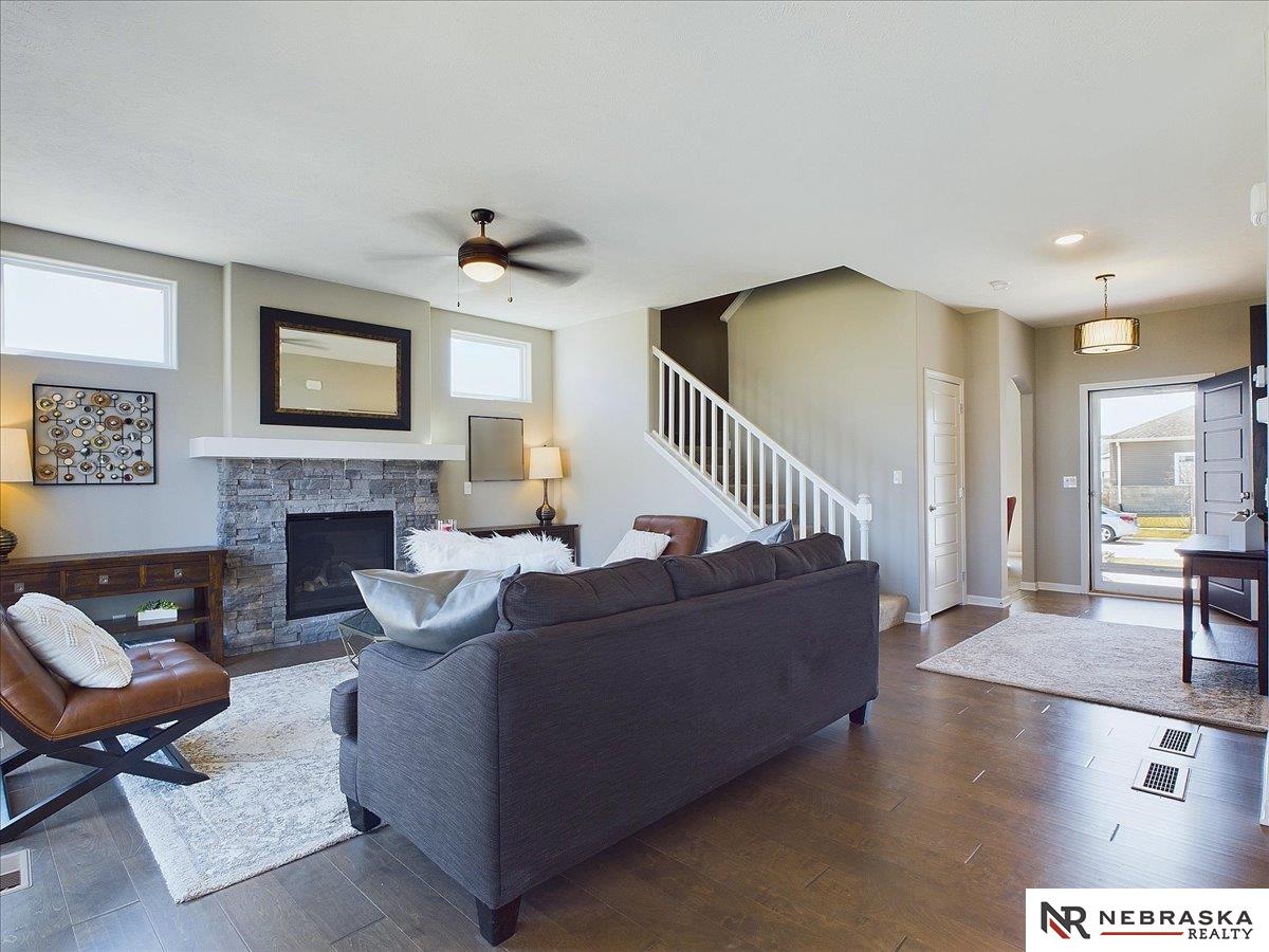 7930 Maxine Drive, Lincoln, Nebraska image 5