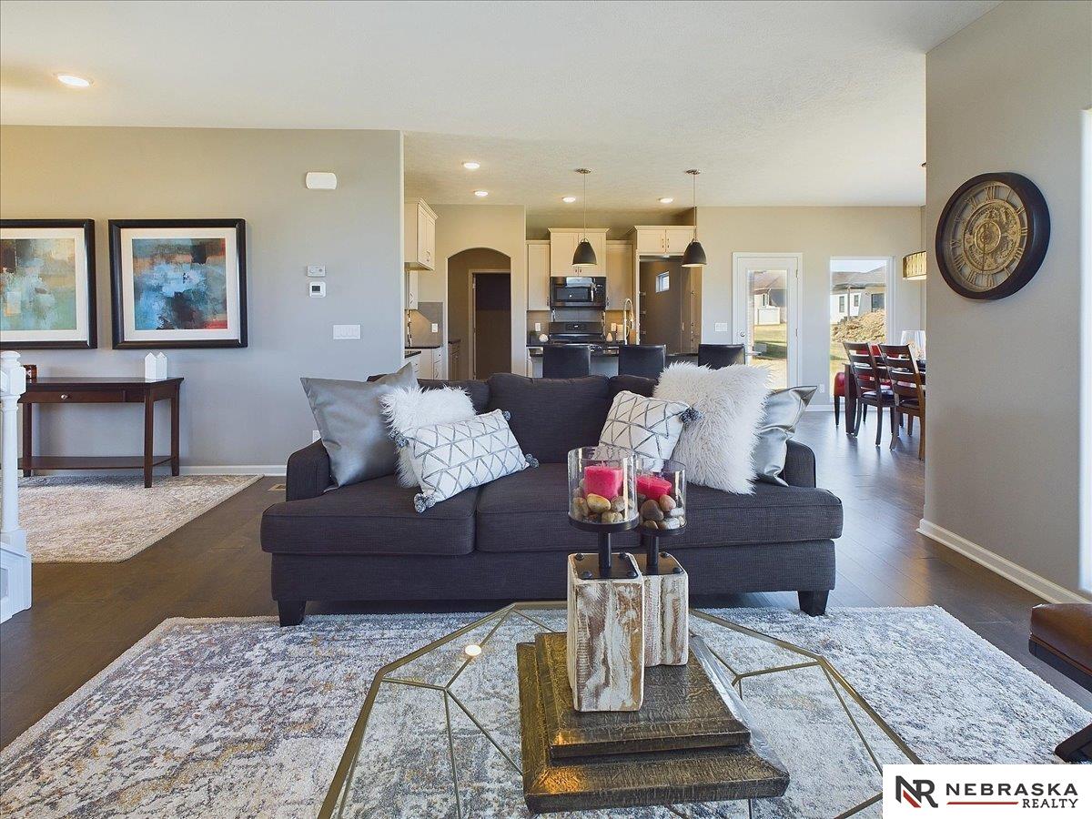 7930 Maxine Drive, Lincoln, Nebraska image 6
