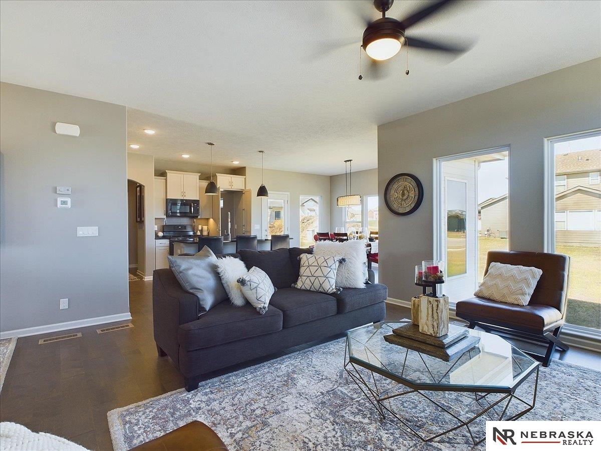 7930 Maxine Drive, Lincoln, Nebraska image 7