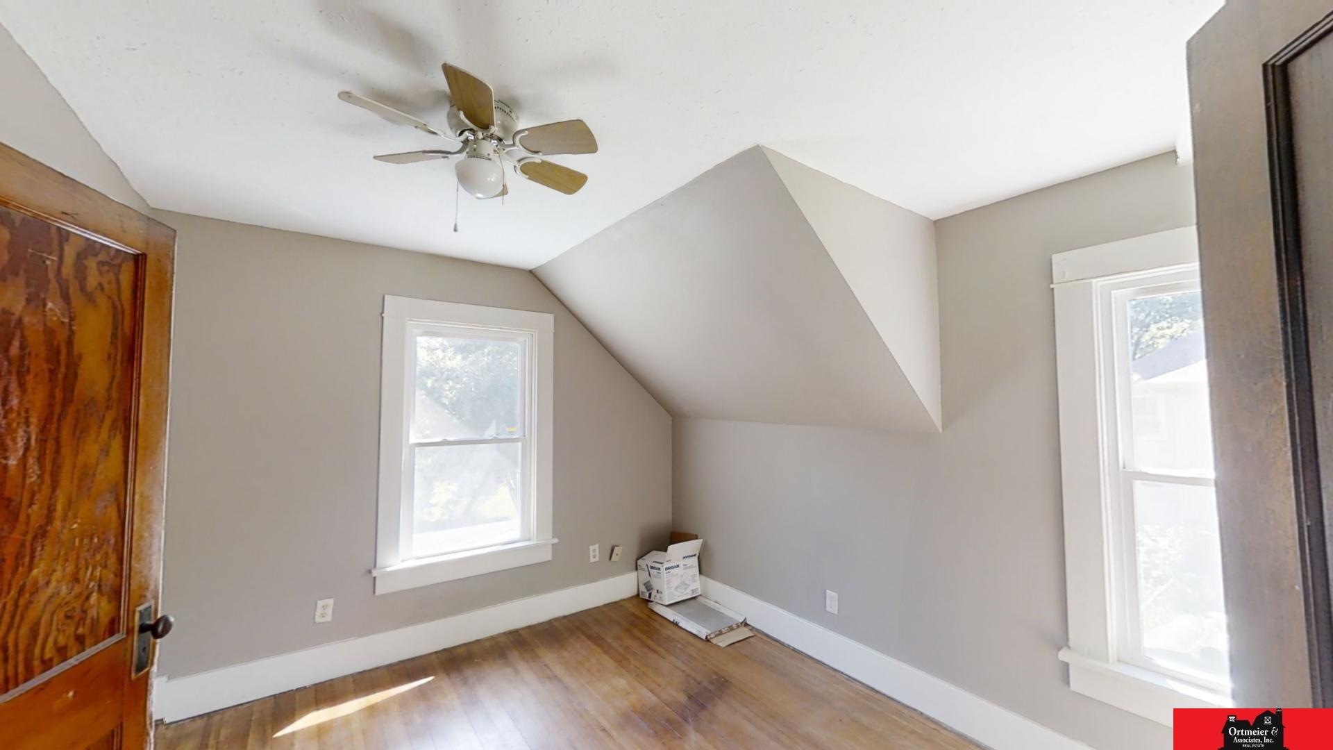 211 E Fulton Street, Oakland, Nebraska image 17