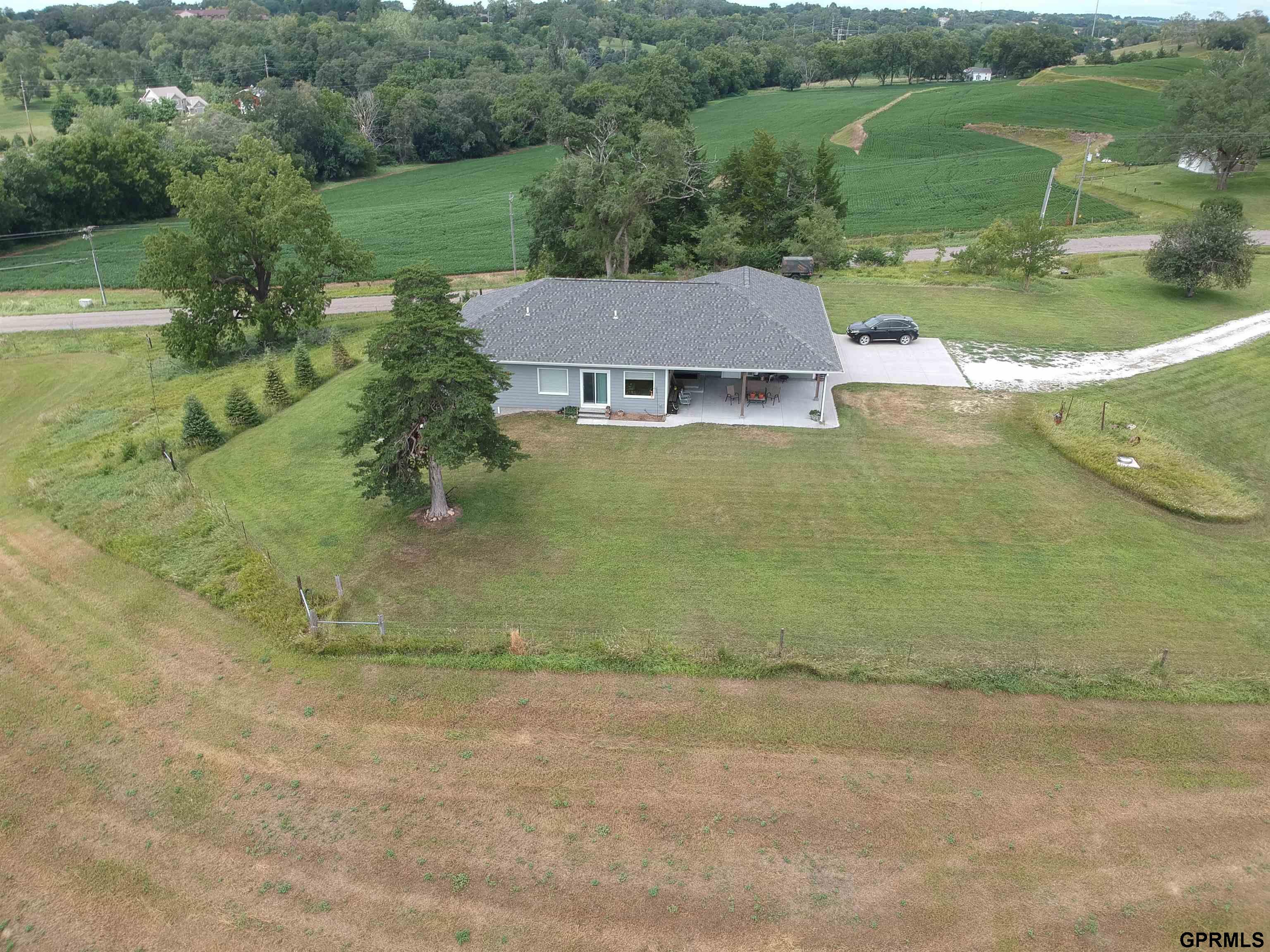 20387 Cardinal Lane, Council Bluffs, Iowa image 3