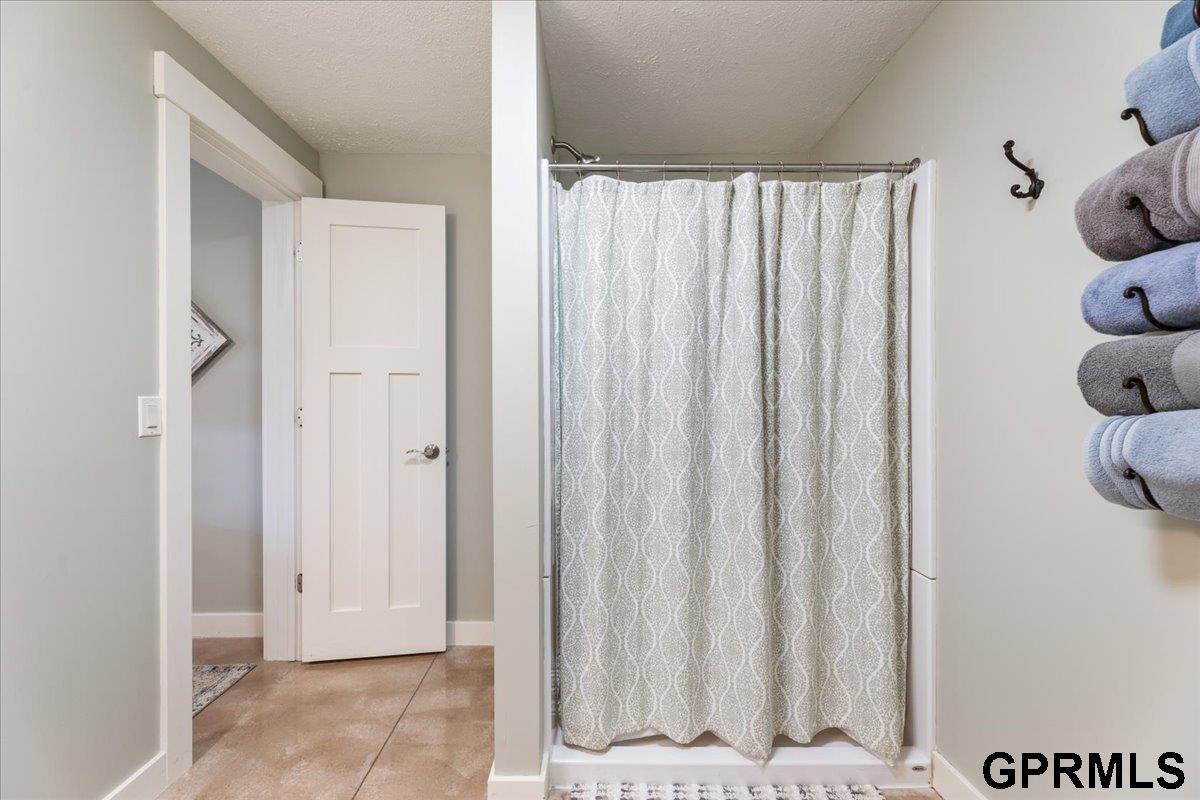 20387 Cardinal Lane, Council Bluffs, Iowa image 45