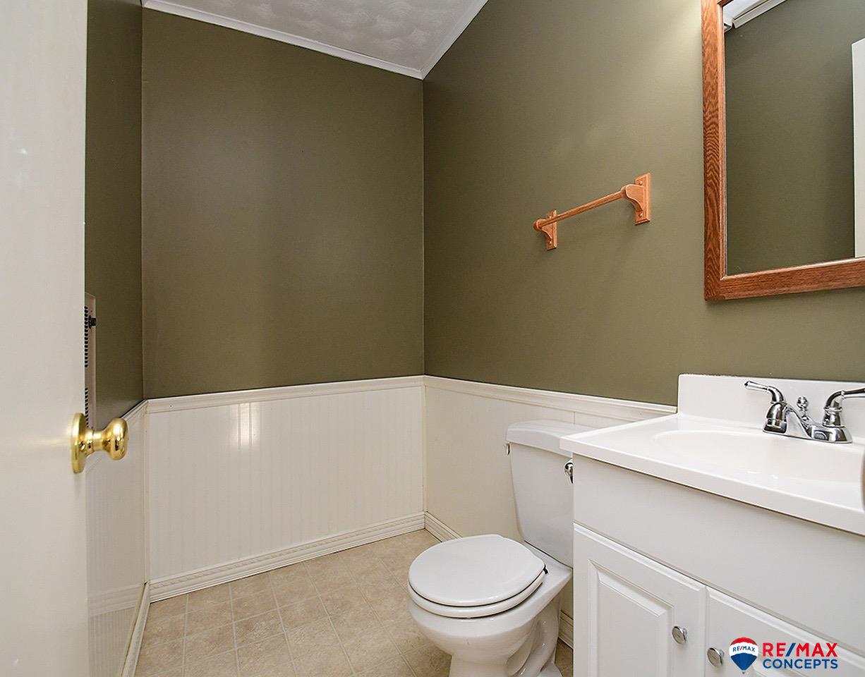 706 E 4th Street, Hickman, Nebraska image 11