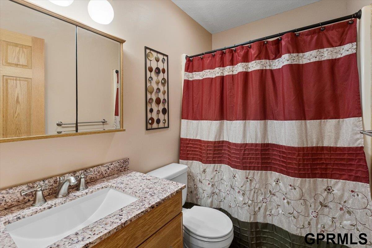 202 Laurie Circle, Neola, Iowa image 33