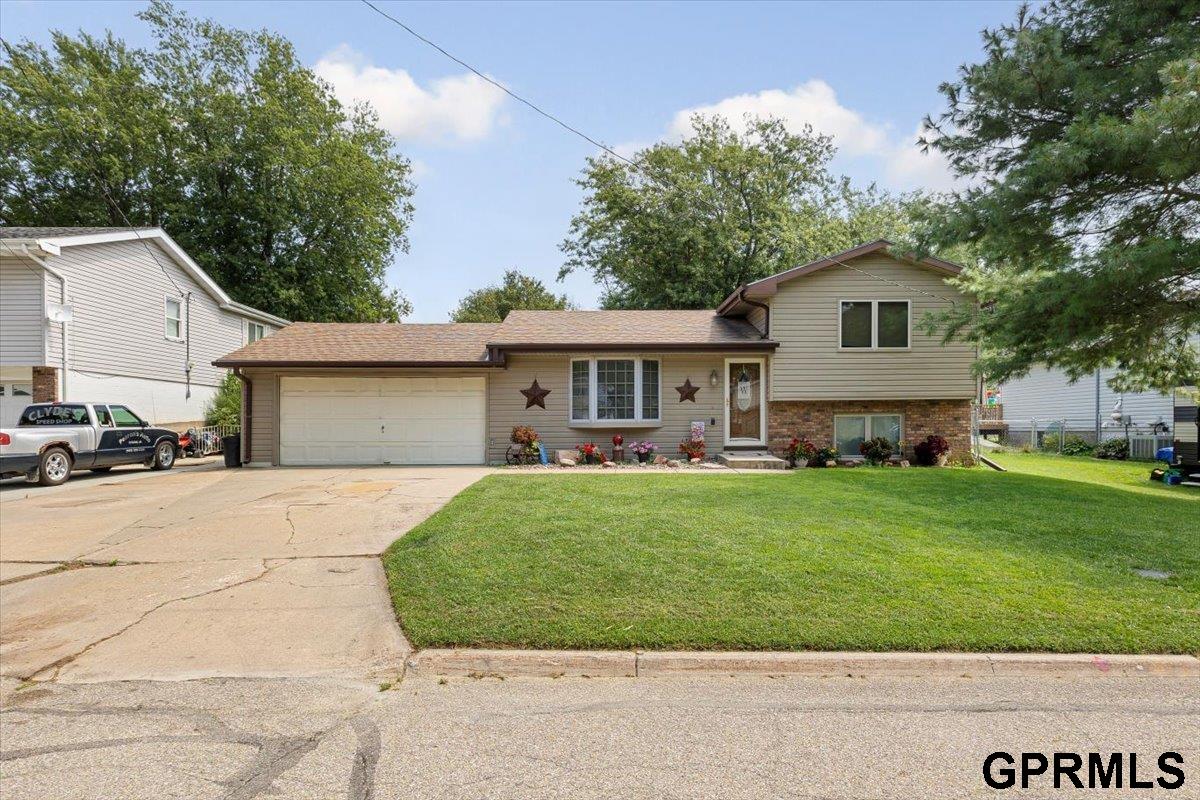 202 Laurie Circle, Neola, Iowa image 8
