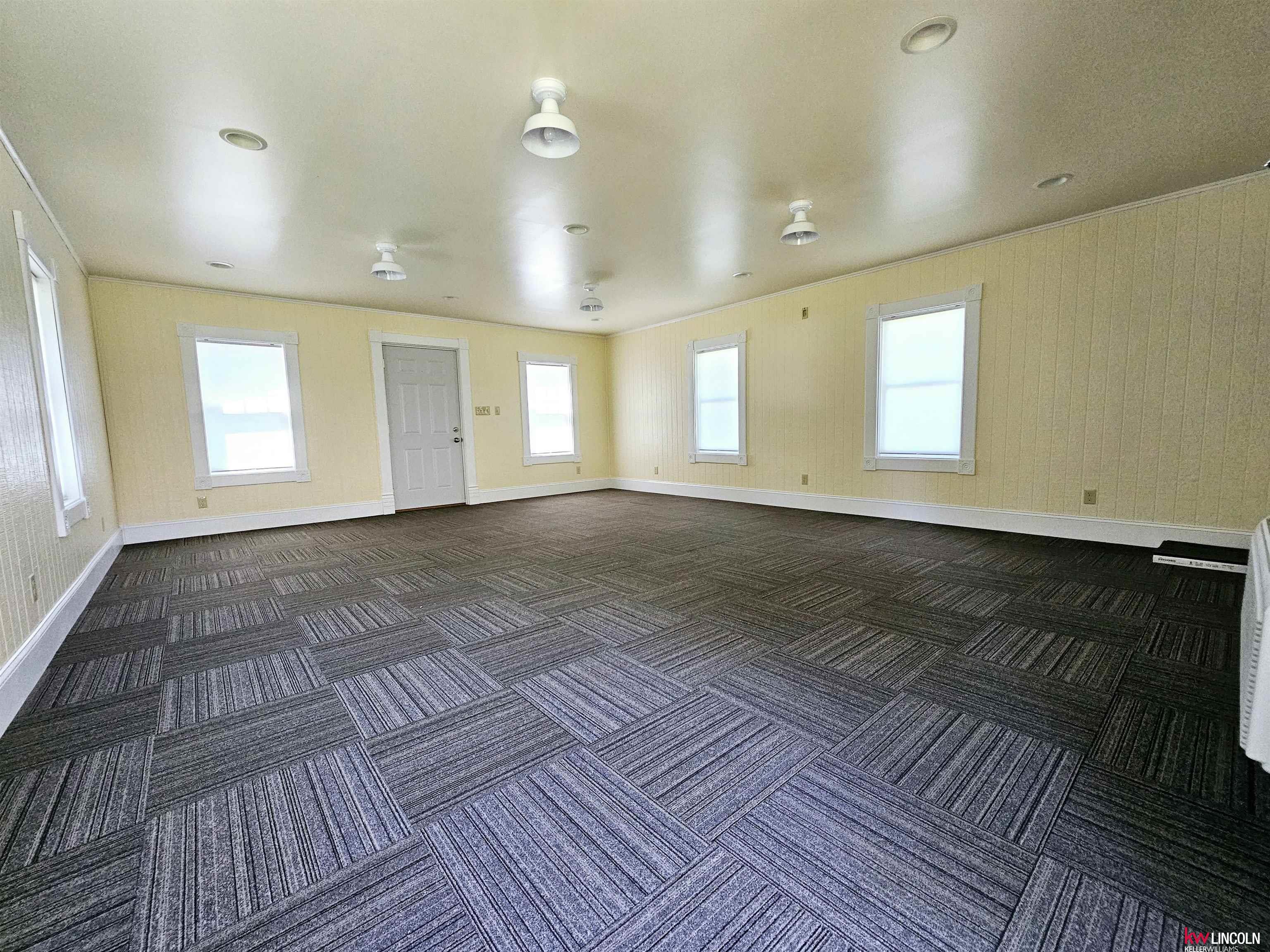 508 S Saunders Avenue, Sutton, Nebraska image 30