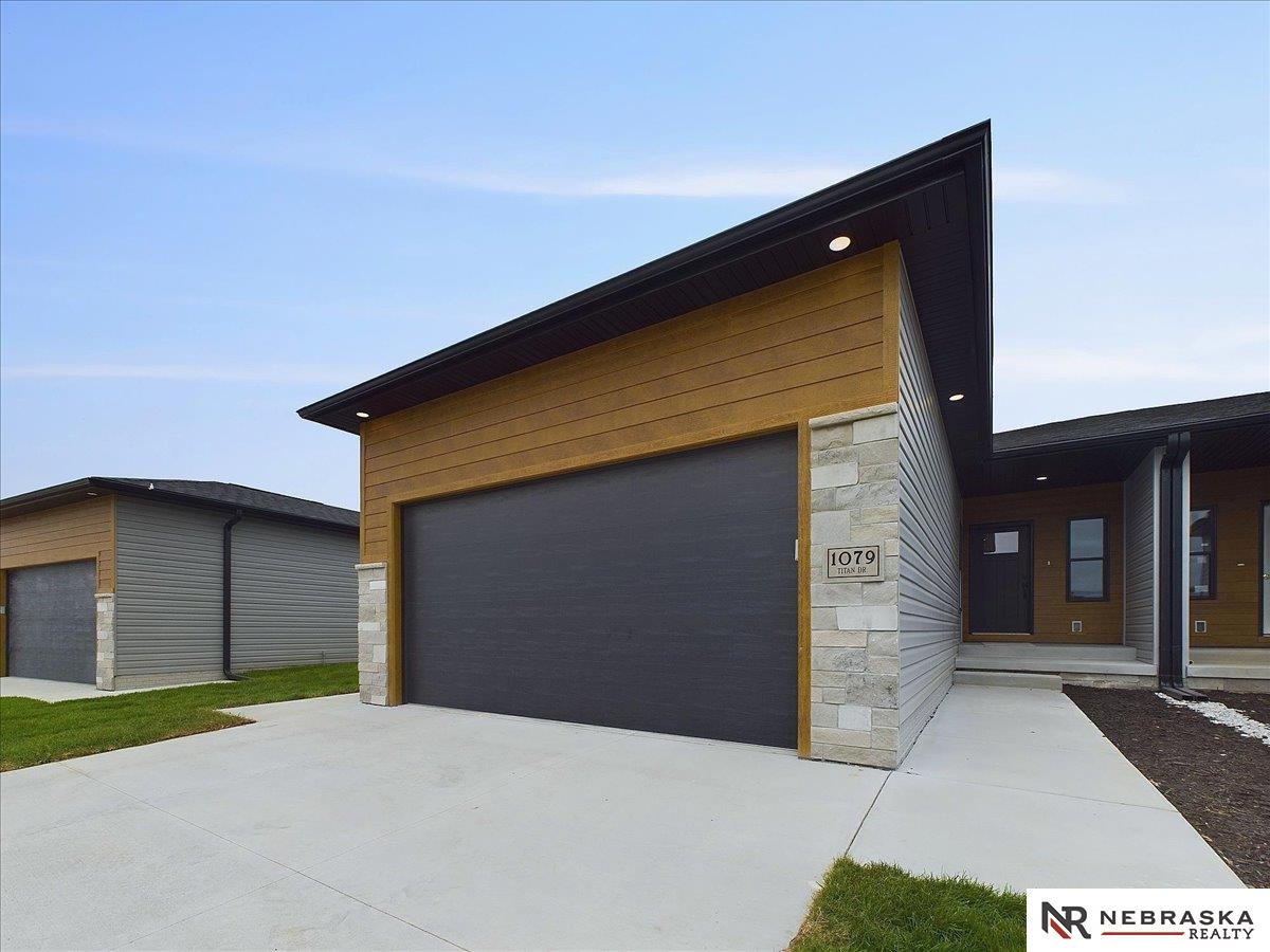 1079 Titan Drive, Hickman, Nebraska image 2
