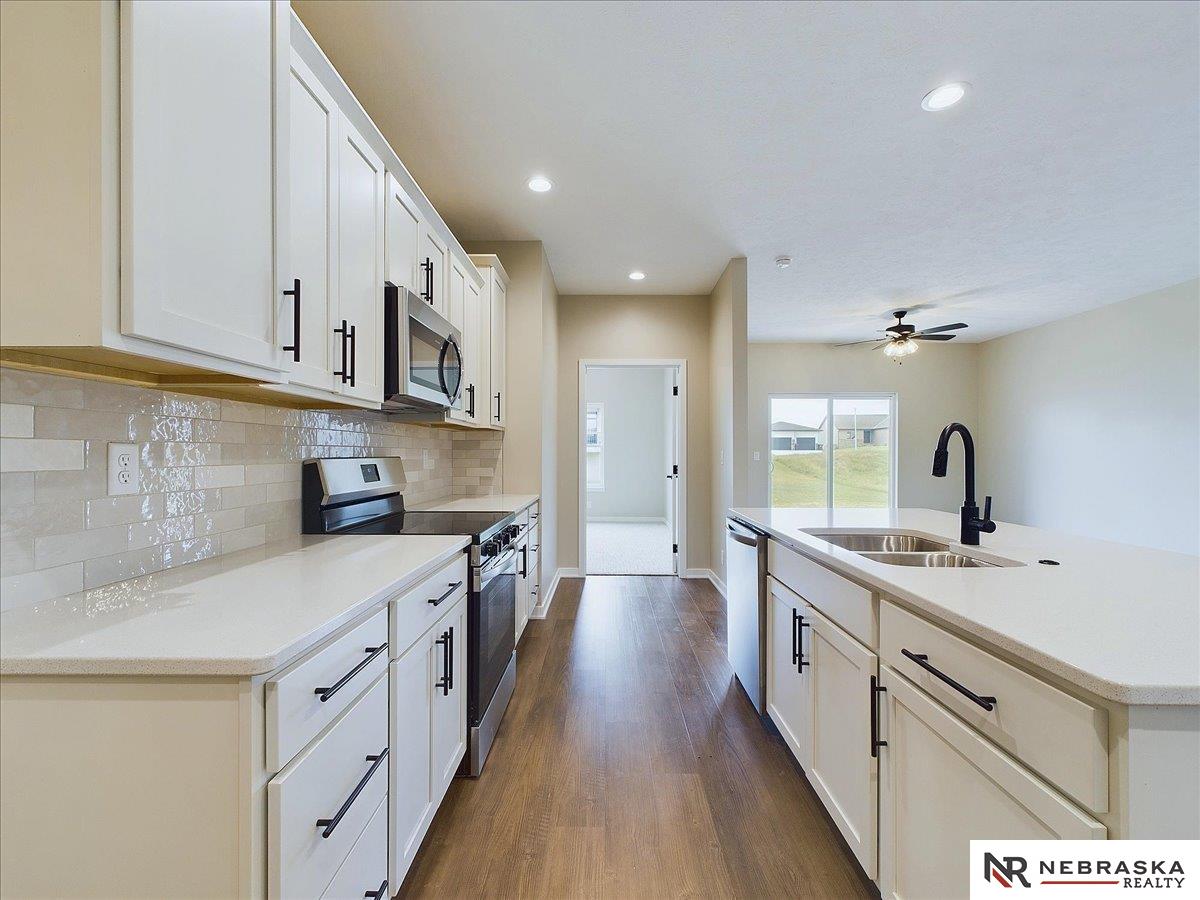 1079 Titan Drive, Hickman, Nebraska image 4