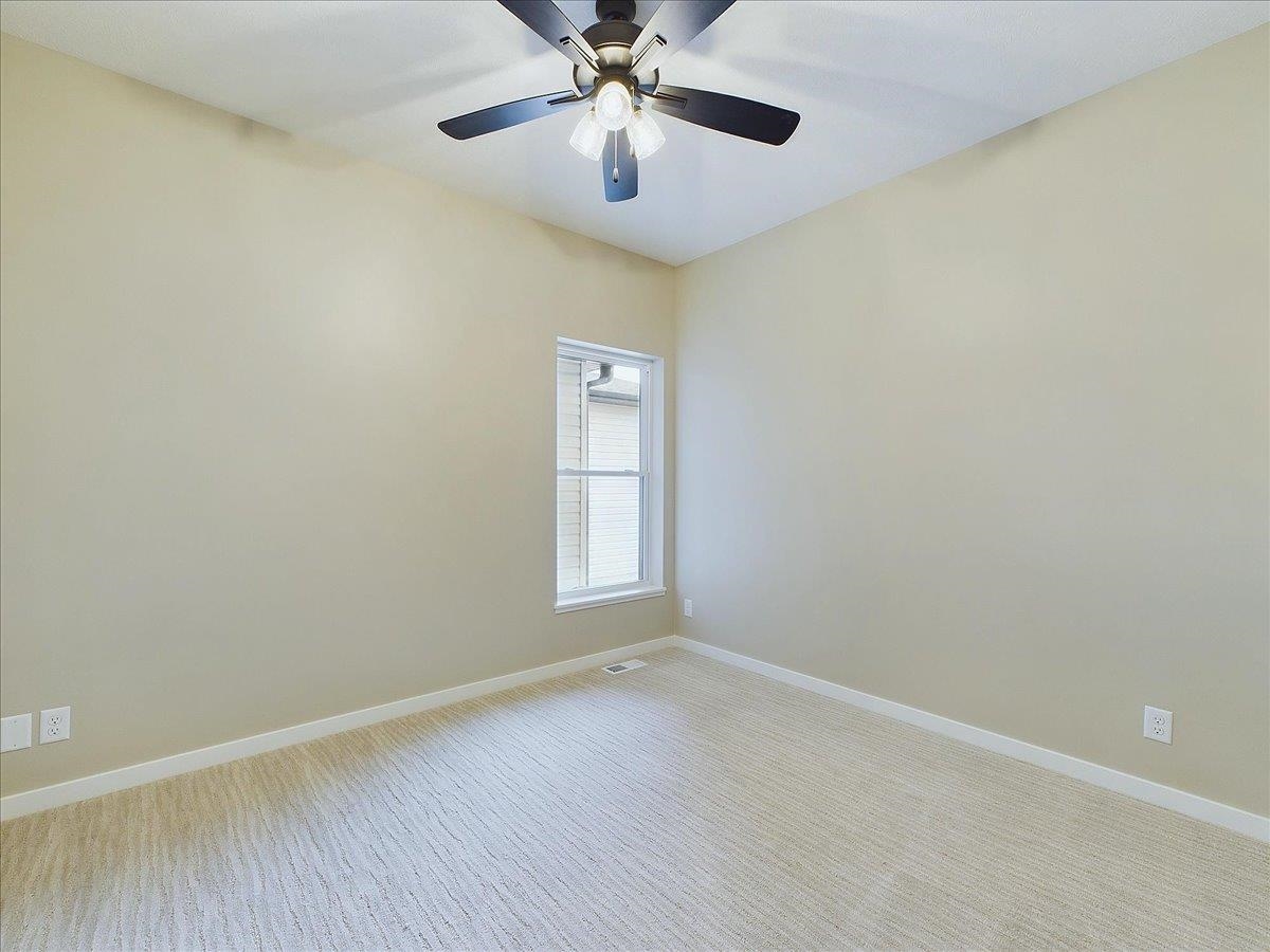 1079 Titan Drive, Hickman, Nebraska image 9