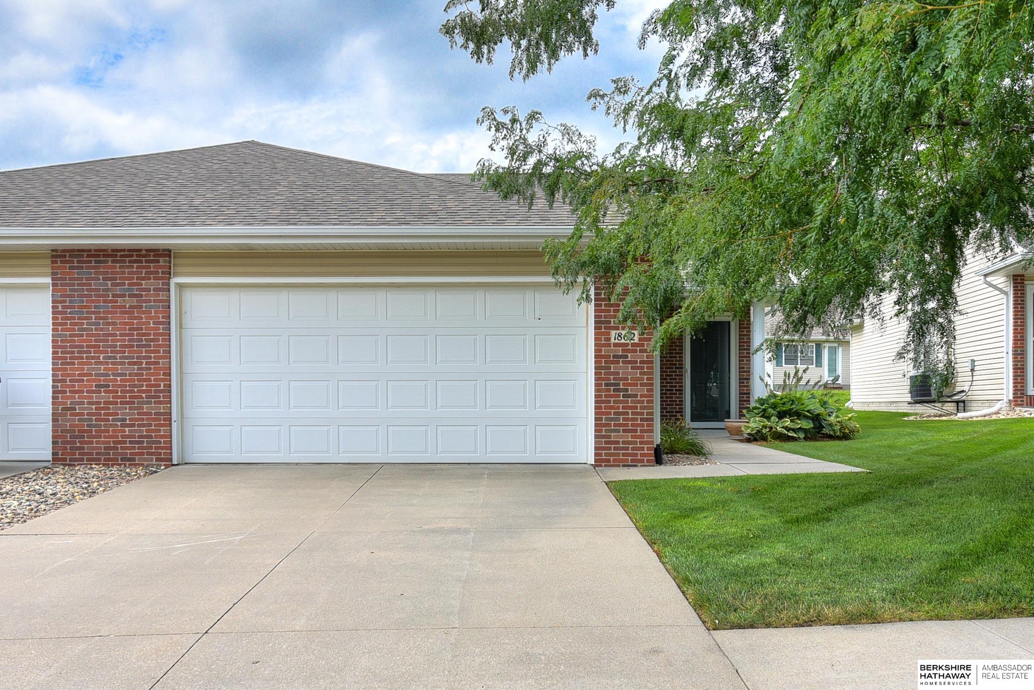 1862 N 175th Plaza, Omaha, Nebraska image 1