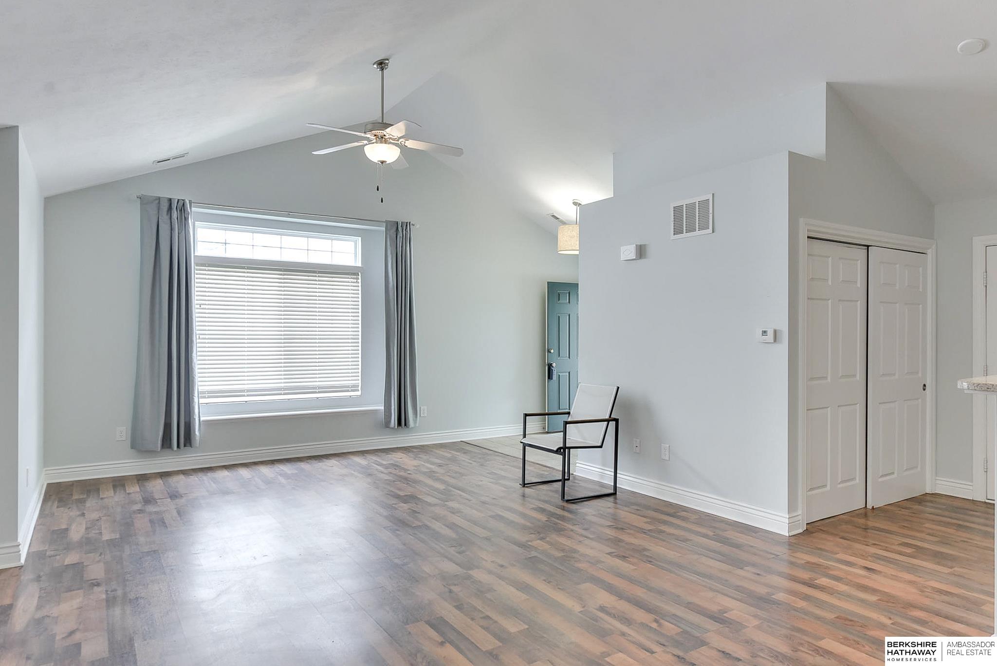 1862 N 175th Plaza, Omaha, Nebraska image 9