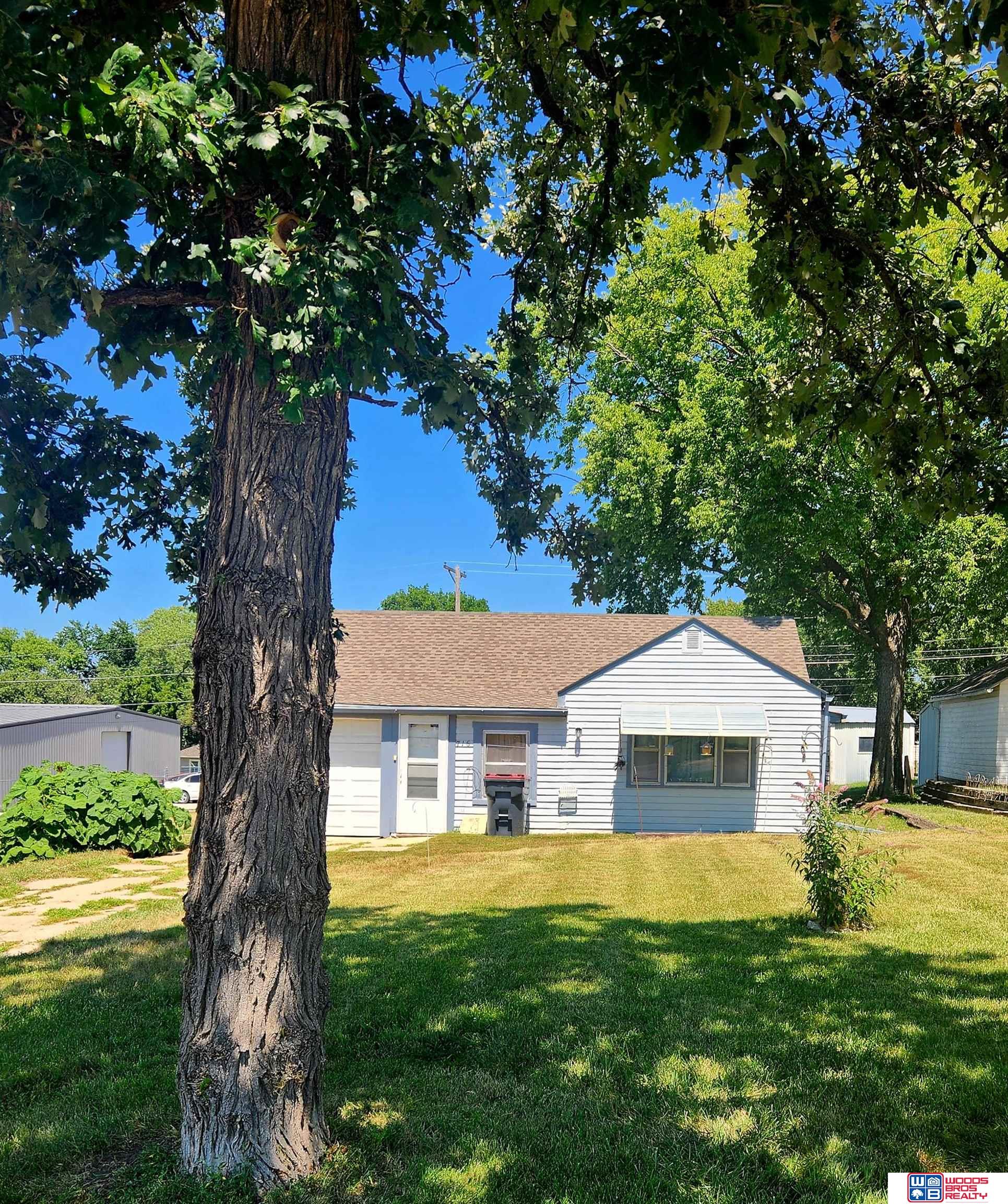 716 Millikin Avenue, Beatrice, Nebraska image 2
