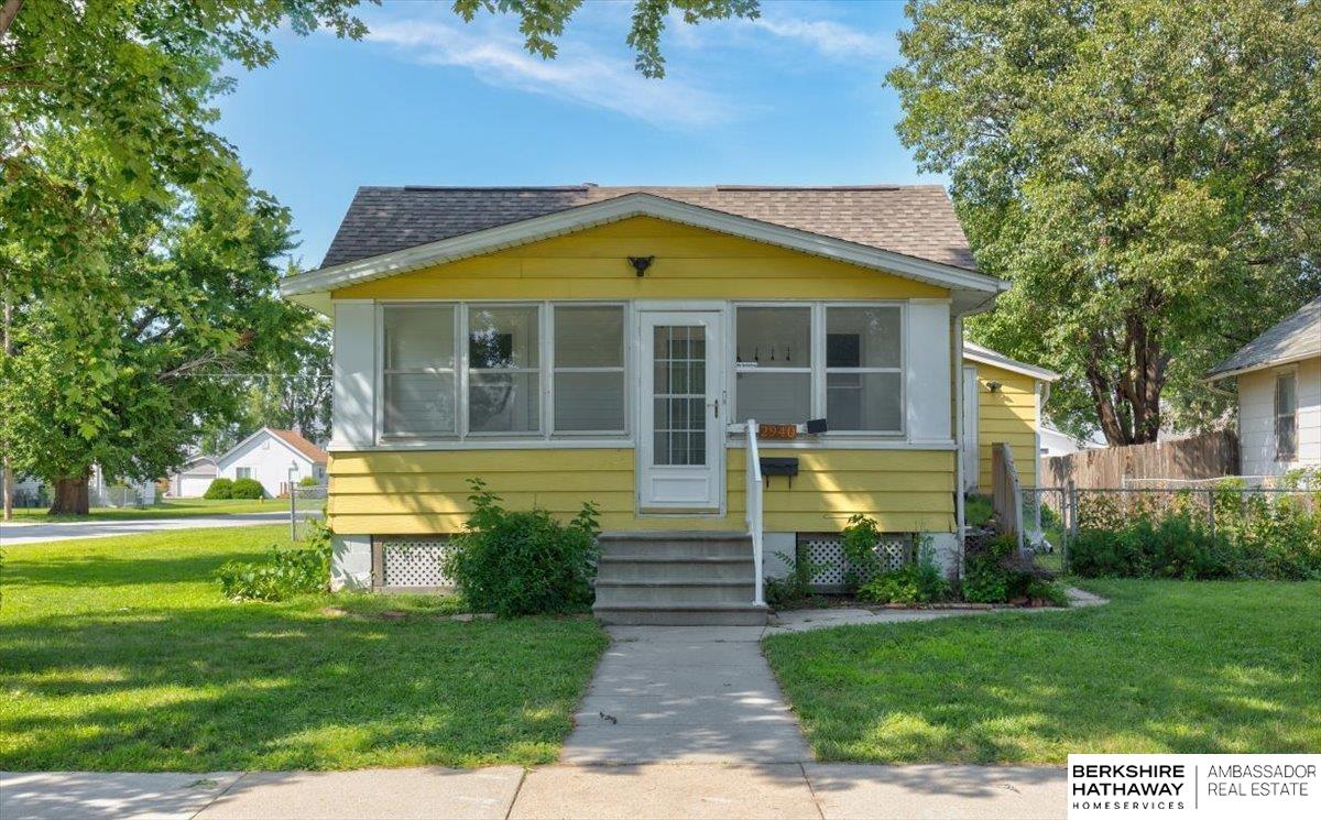 2940 4th Avenue, Council Bluffs, Iowa image 2