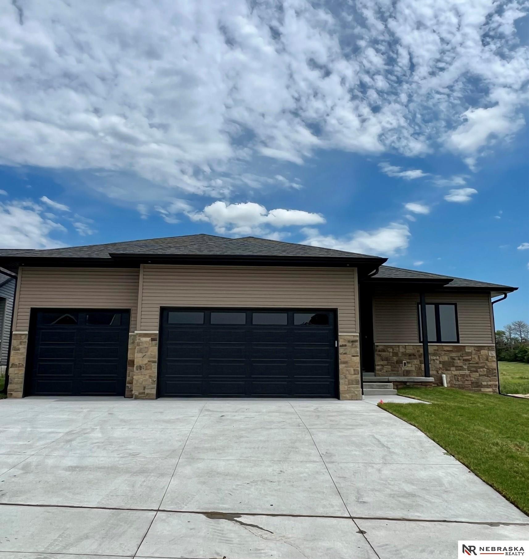 634 Woodsage Road, Seward, Nebraska image 1