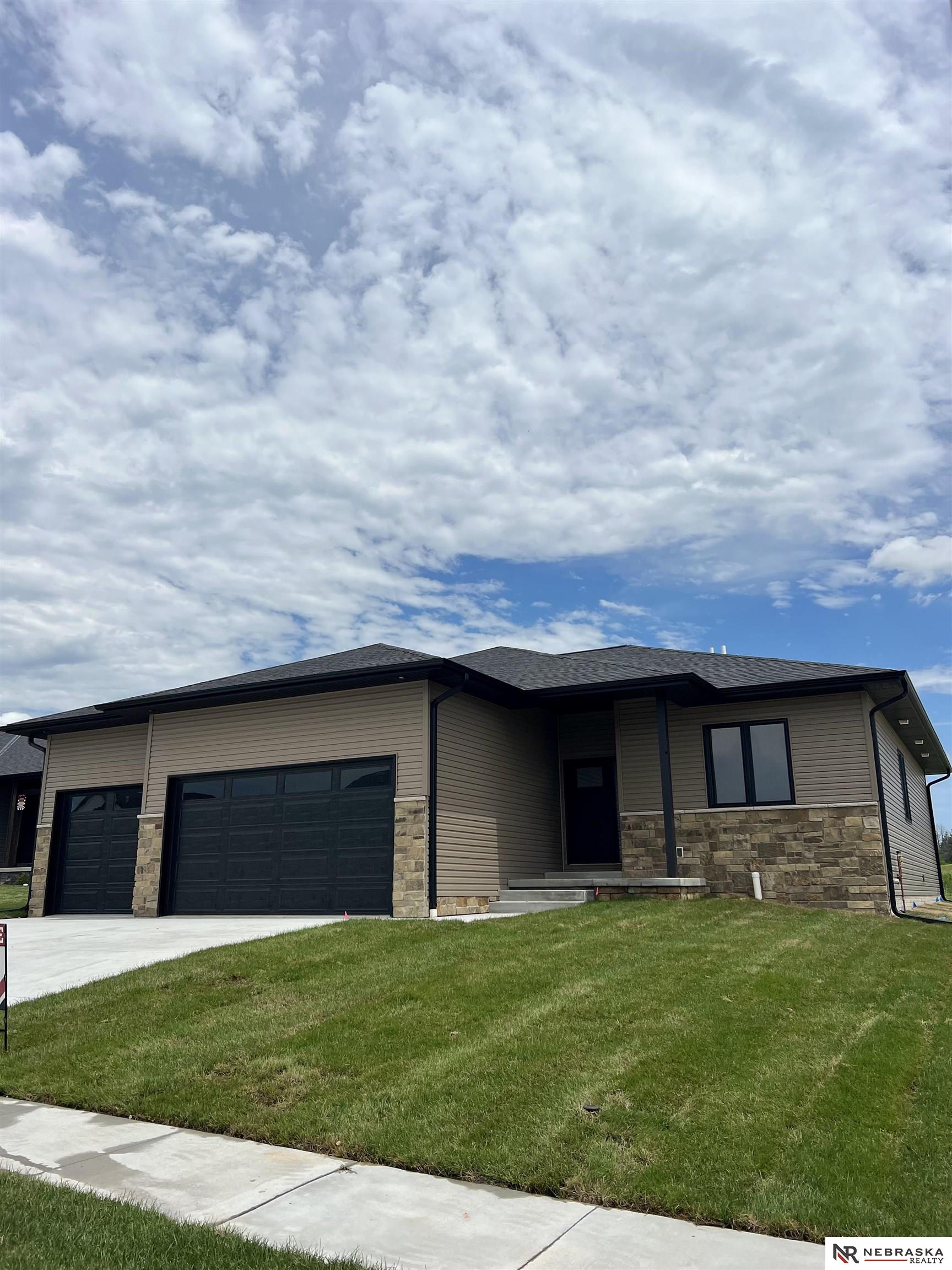 634 Woodsage Road, Seward, Nebraska image 2