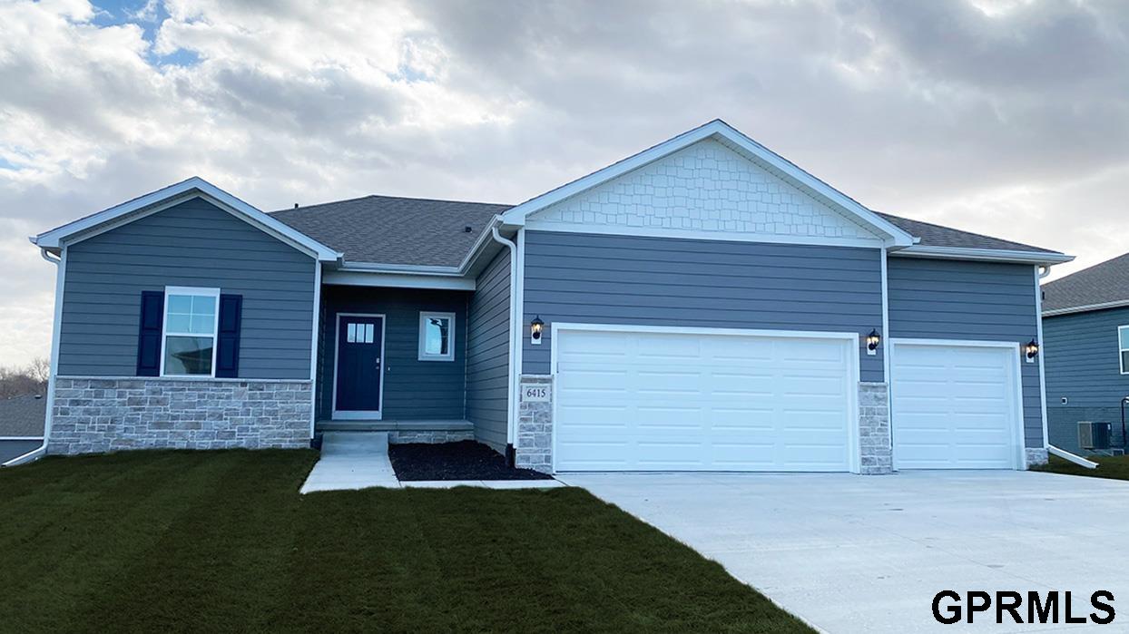 6415 Harvest Drive, Papillion, Nebraska image 1