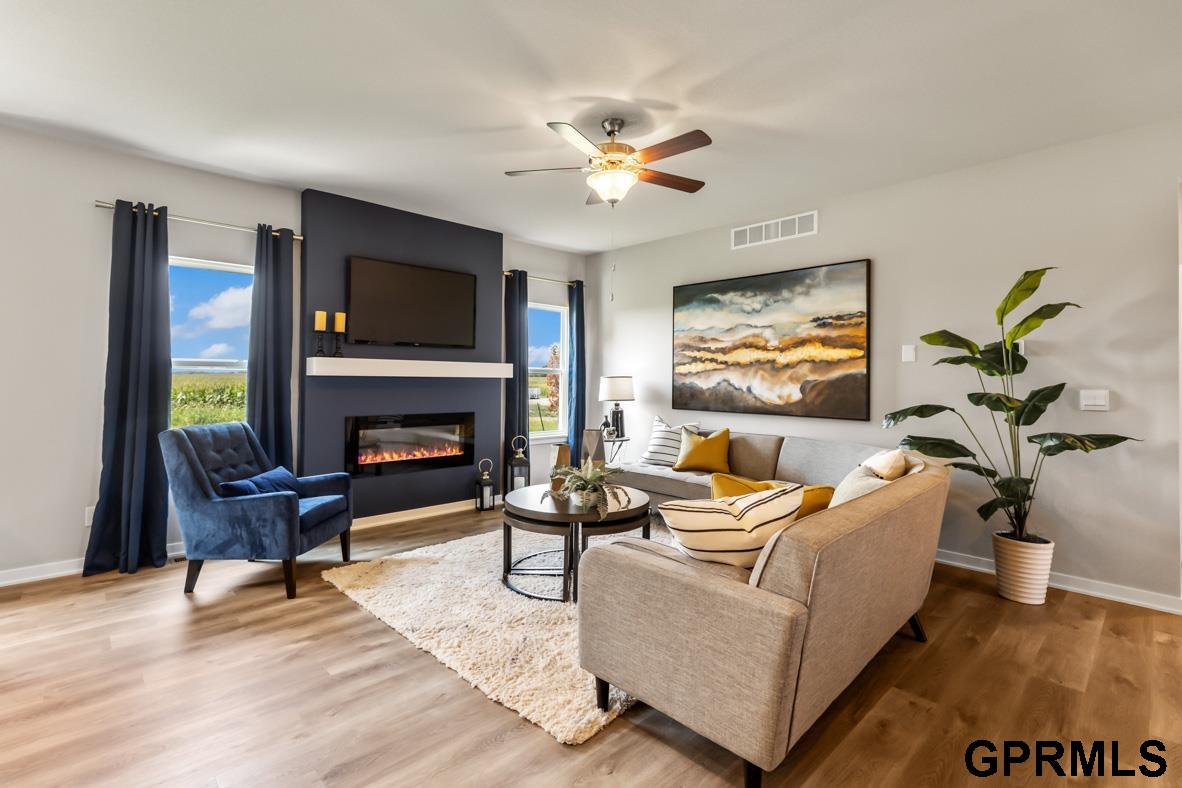 6415 Harvest Drive, Papillion, Nebraska image 3