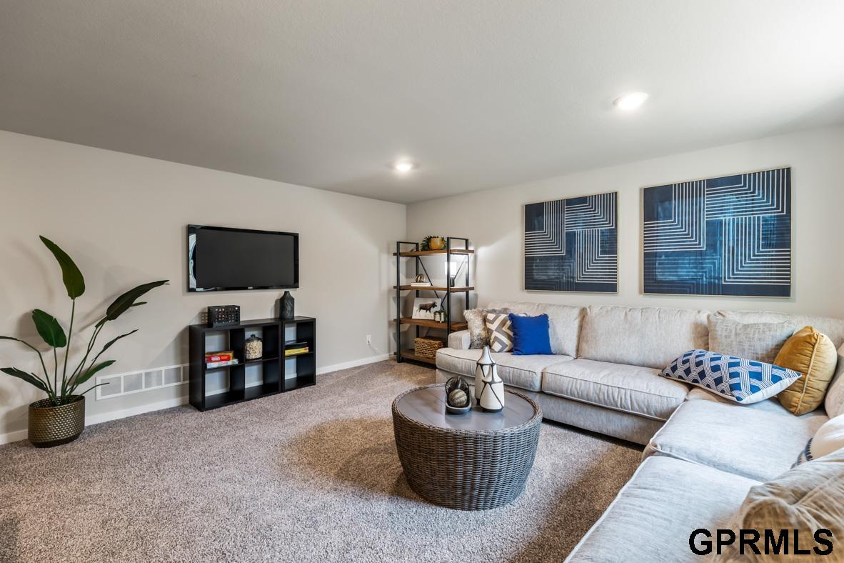 6415 Harvest Drive, Papillion, Nebraska image 27